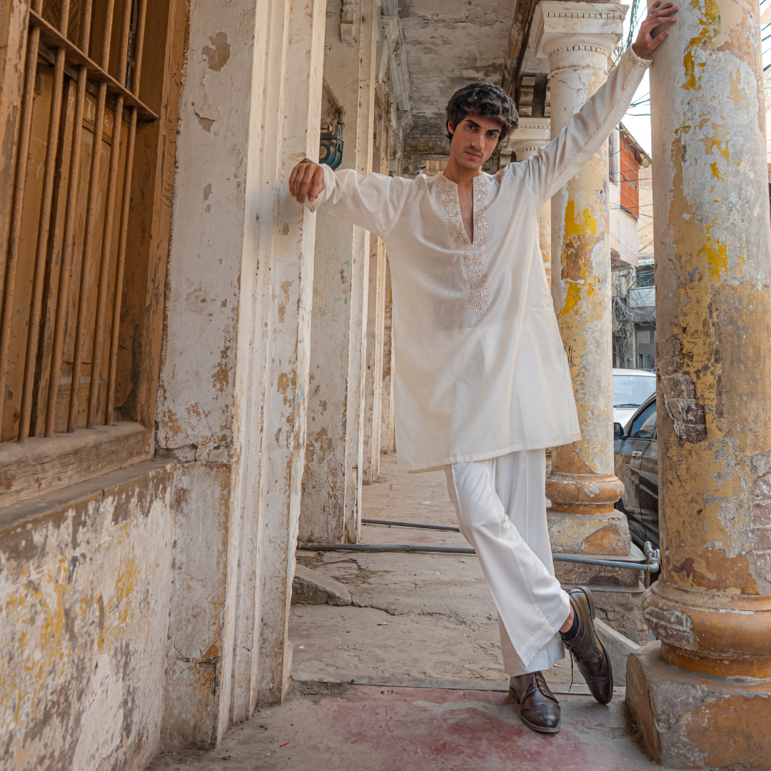 White Embroidered Cotton-Silk Kurta (2-Piece) - Image 9