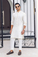 White Embroidered Cotton Silk Kurta (2-Piece) - Image 2