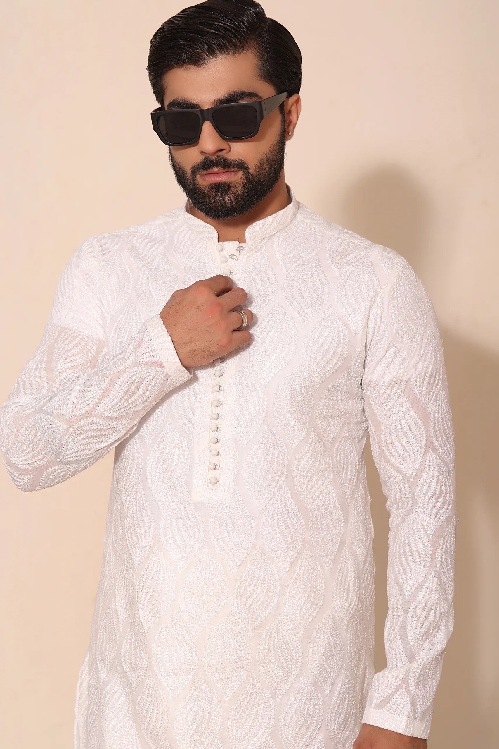 White Embroidered Cotton-Silk Kurta (2-Piece) - Image 2