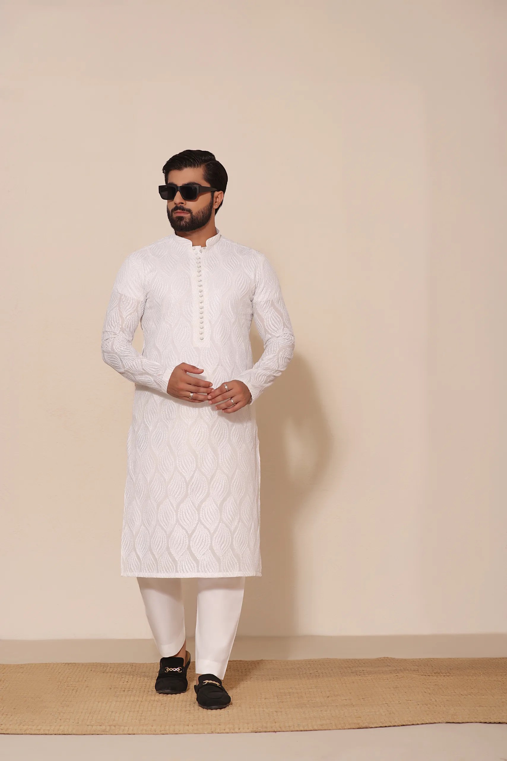 White Embroidered Cotton-Silk Kurta (2-Piece) - Image 3