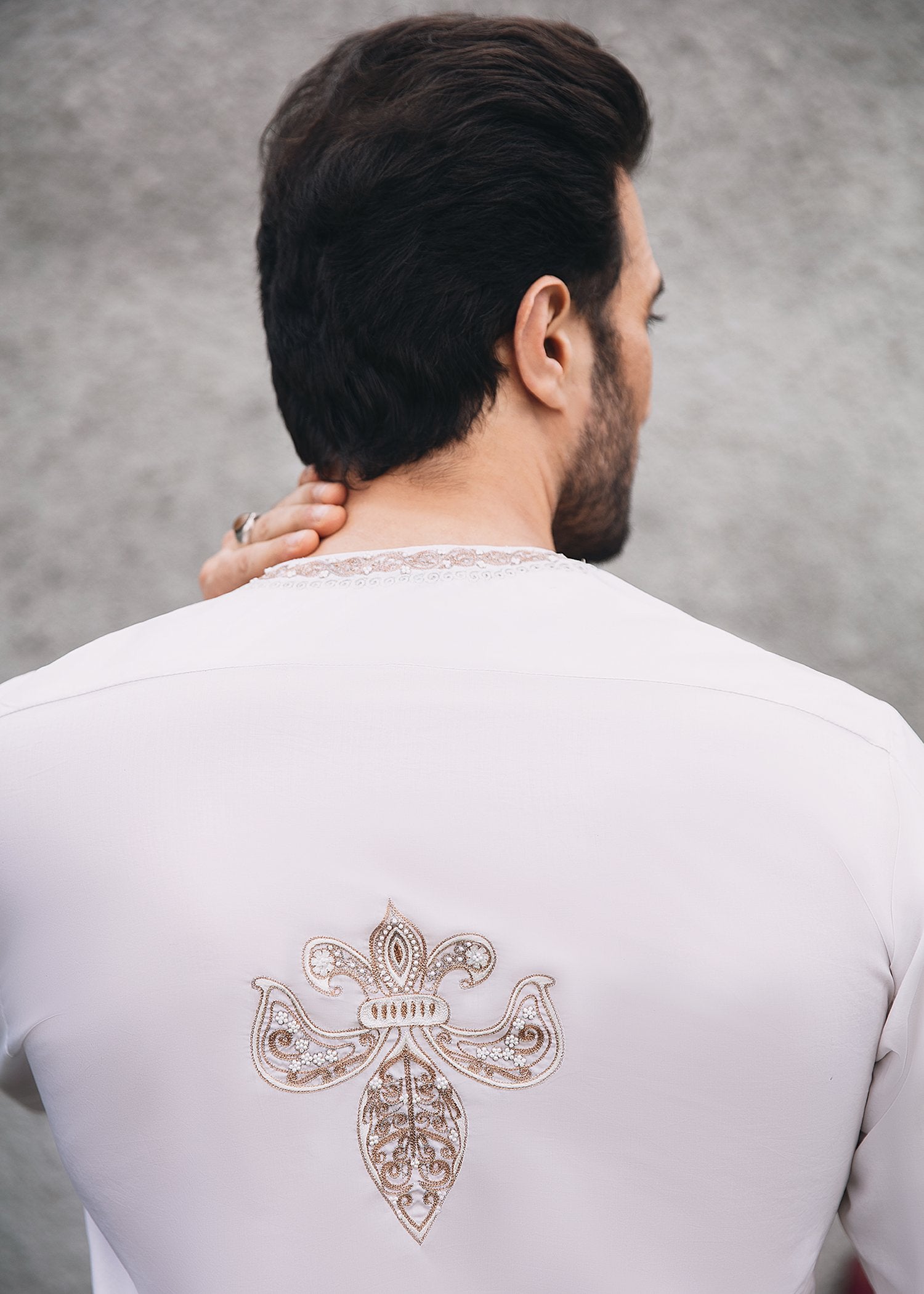 White Embroidered Cotton Kurta (2-Piece) - Image 2