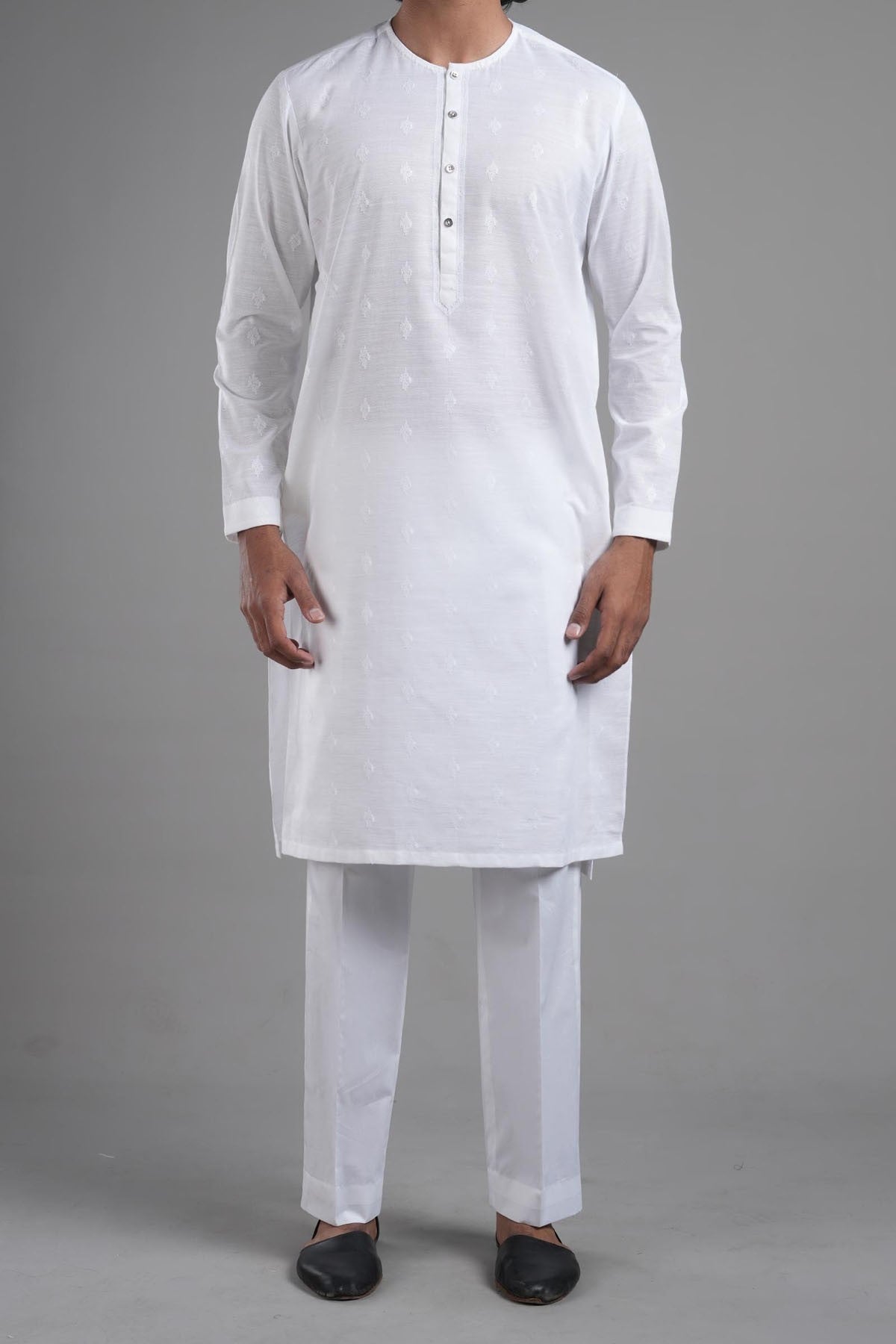 White Embroidered Egyptian Cotton Kurta (1-Pc) - Image 1