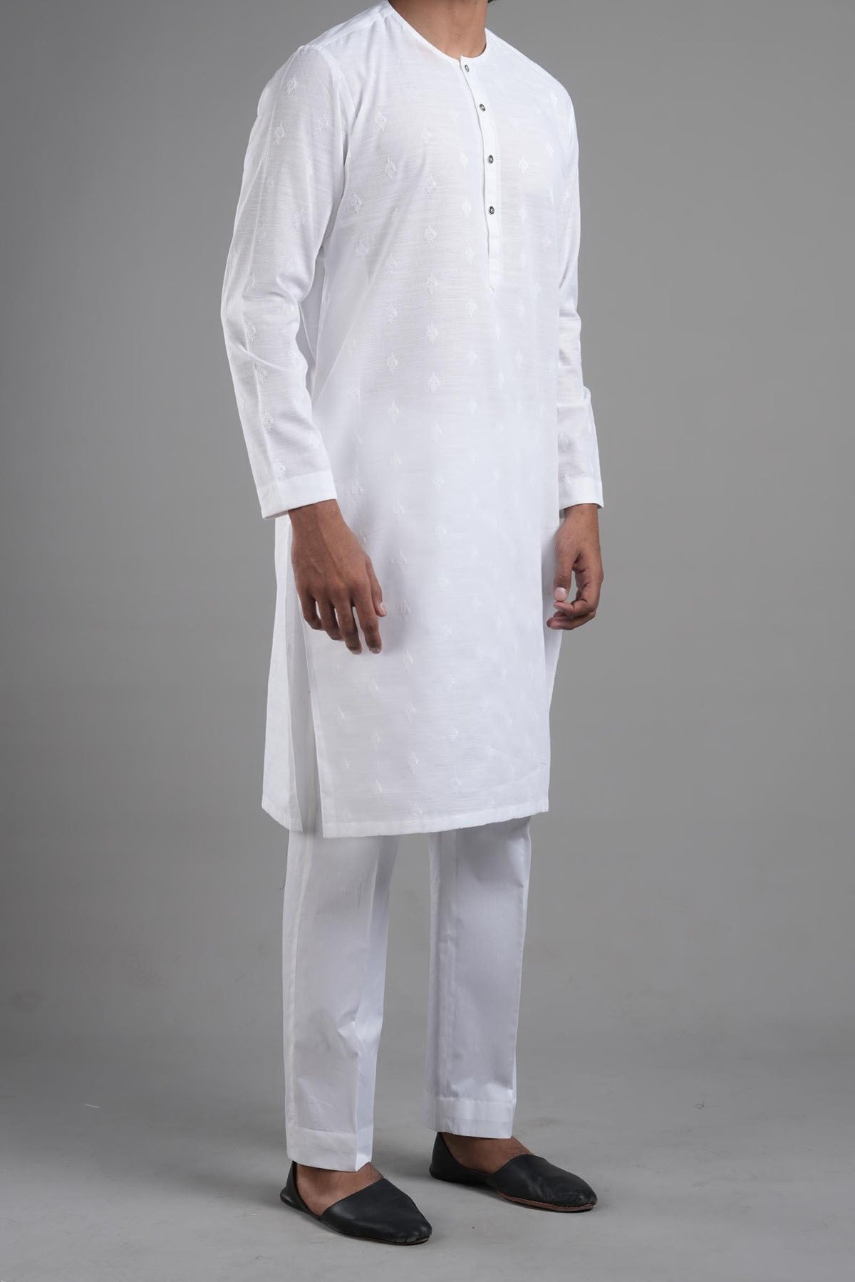 White Embroidered Egyptian Cotton Kurta (1-Pc) - Image 3