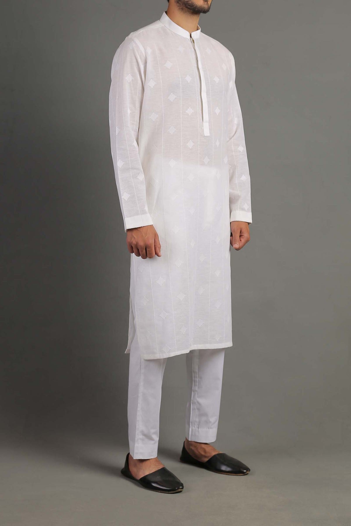 White Embroidered Egyptian Cotton Kurta (2-Piece) - Image 3