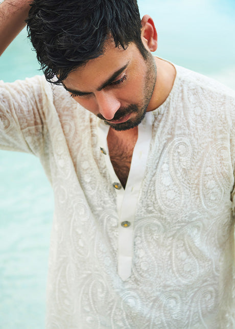 White Embroidered Lawn Kurta (2-Piece) - Image 3