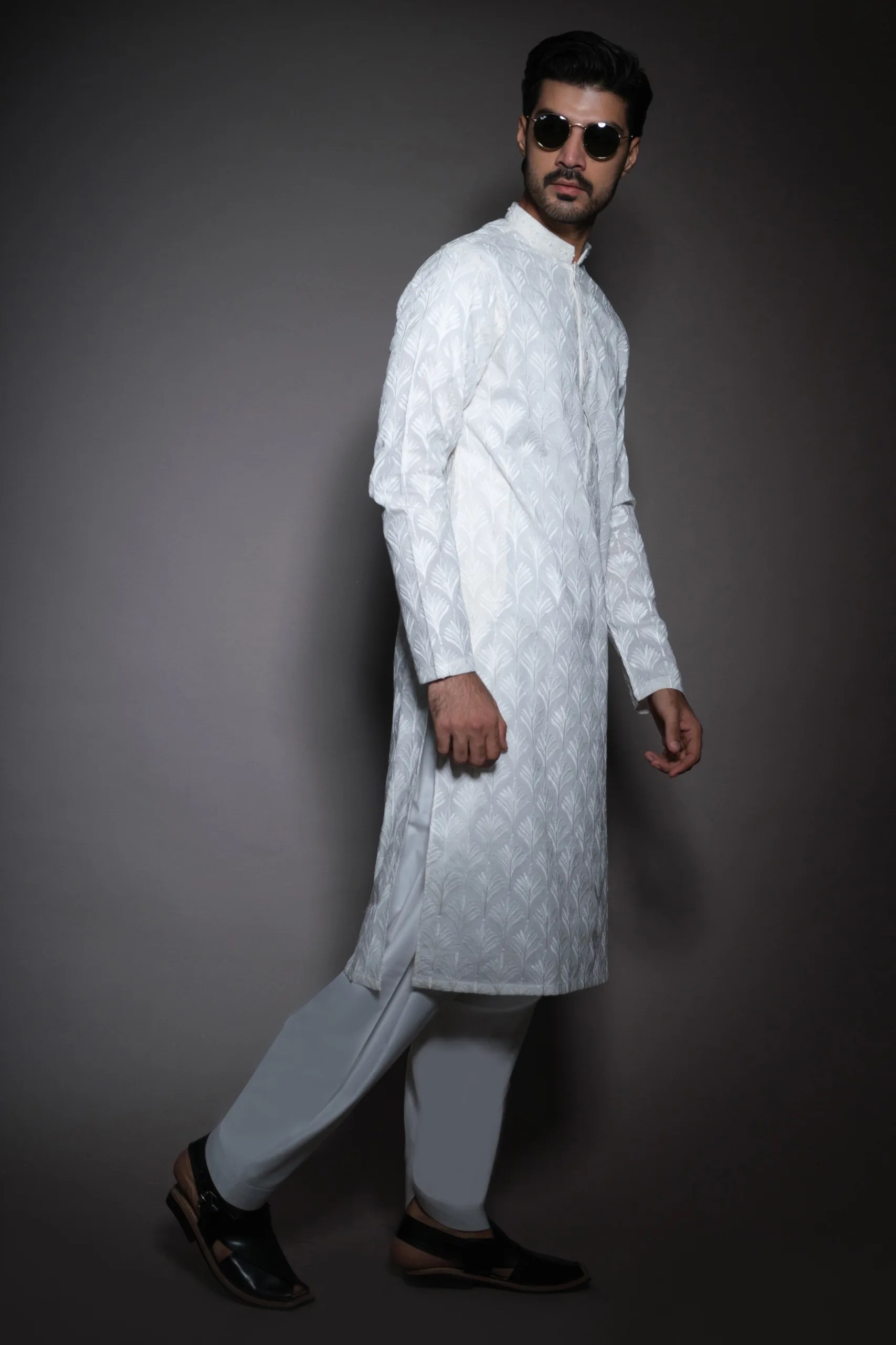 White Jacquard Embroidered Kurta (2-Piece) - Image 1