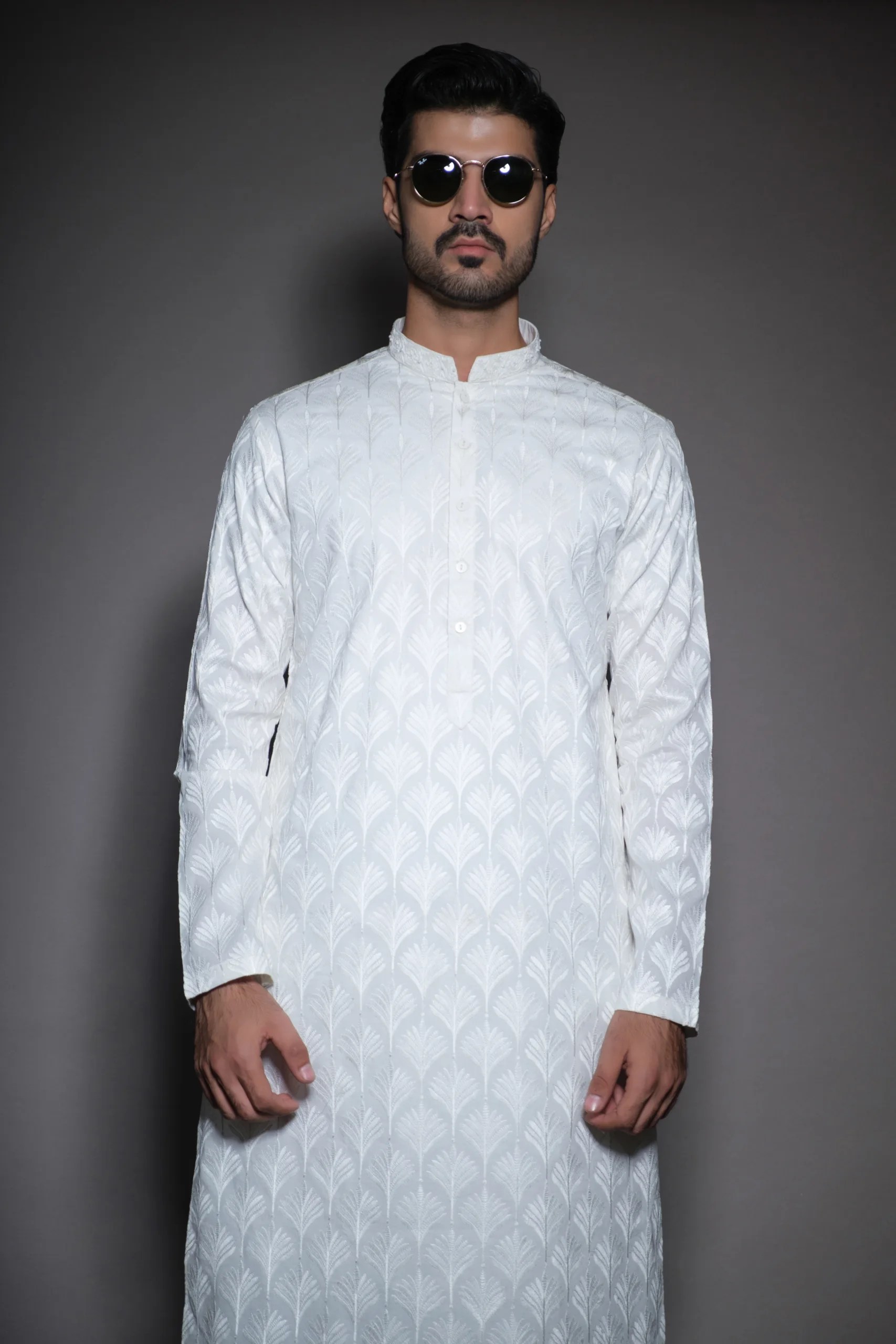 White Jacquard Embroidered Kurta (2-Piece) - Image 2