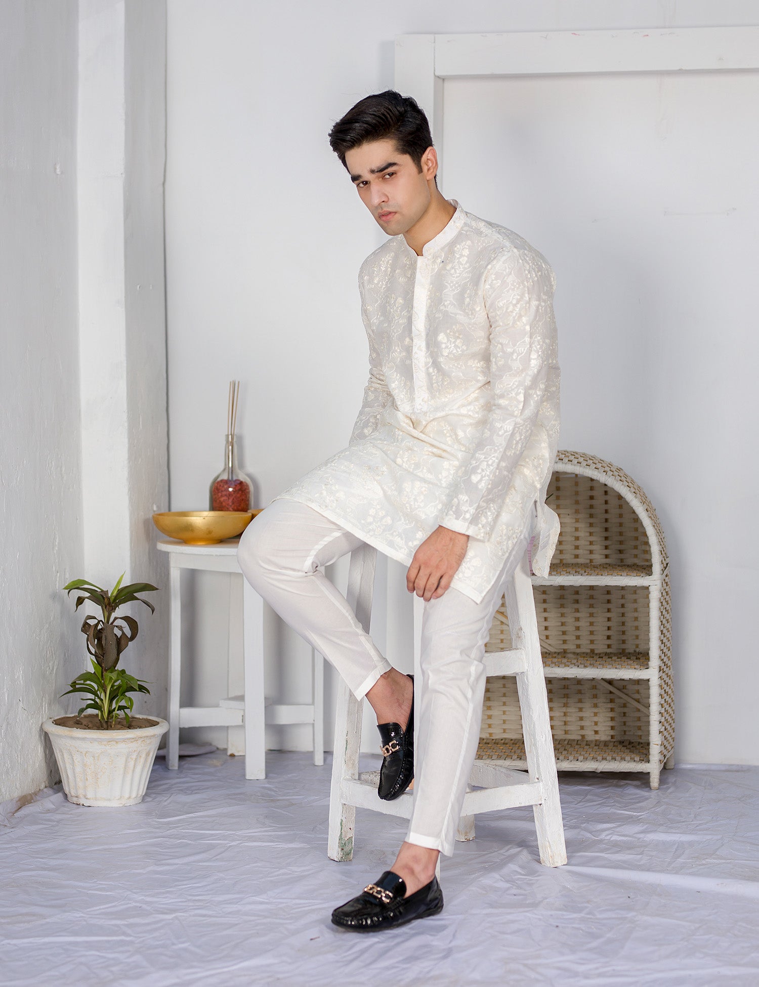 White Embroidered Wash & Wear Kurta Trouser Set (2-Piece) - Image 2
