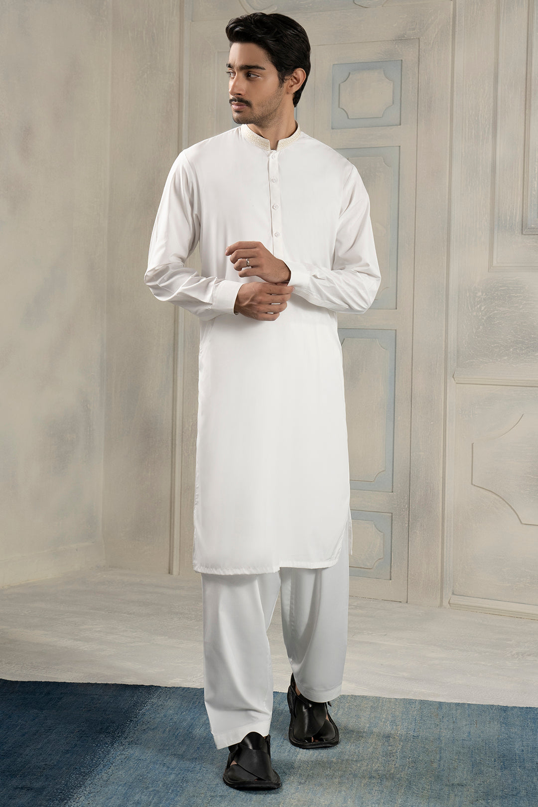 White Textured-Collar Blended Fabric Shalwar Kameez (2-Piece) - Image 11