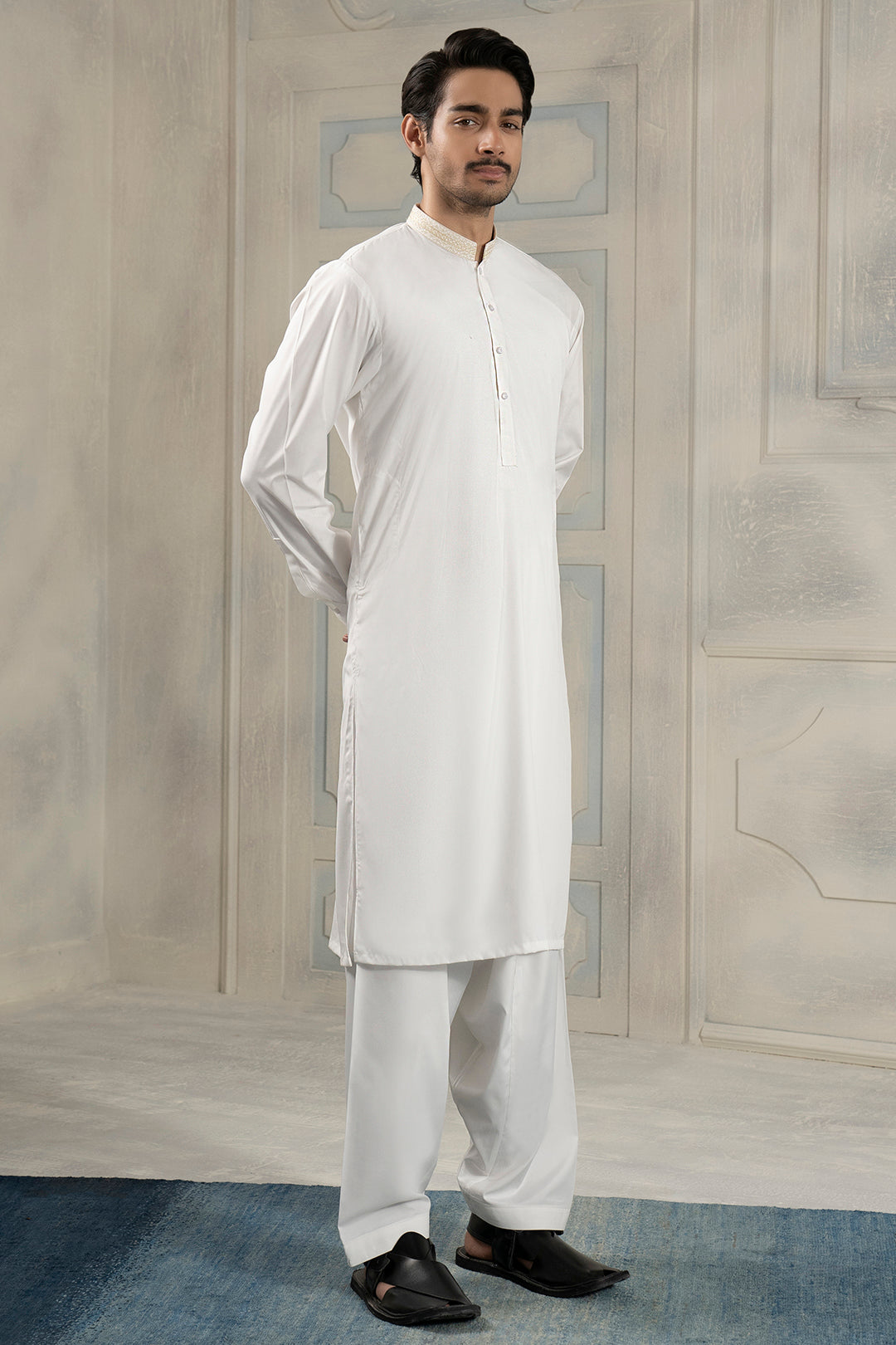 White Textured-Collar Blended Fabric Shalwar Kameez (2-Piece) - Image 16