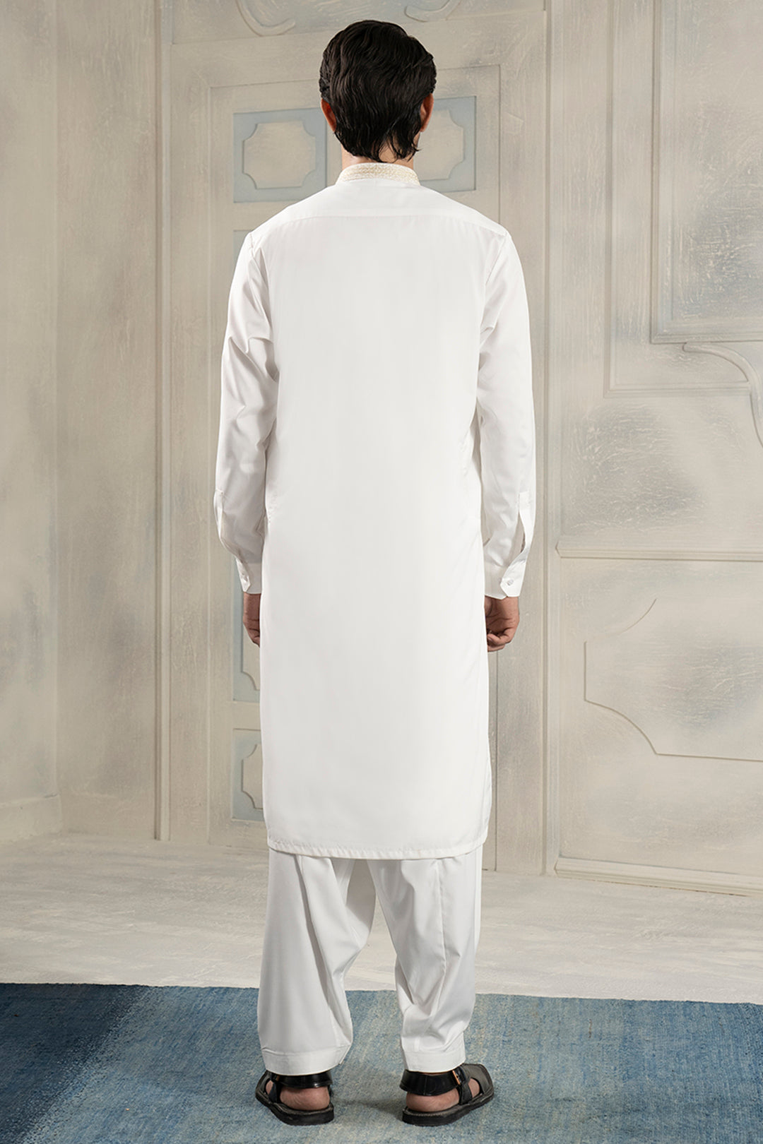 White Textured-Collar Blended Fabric Shalwar Kameez (2-Piece) - Image 6