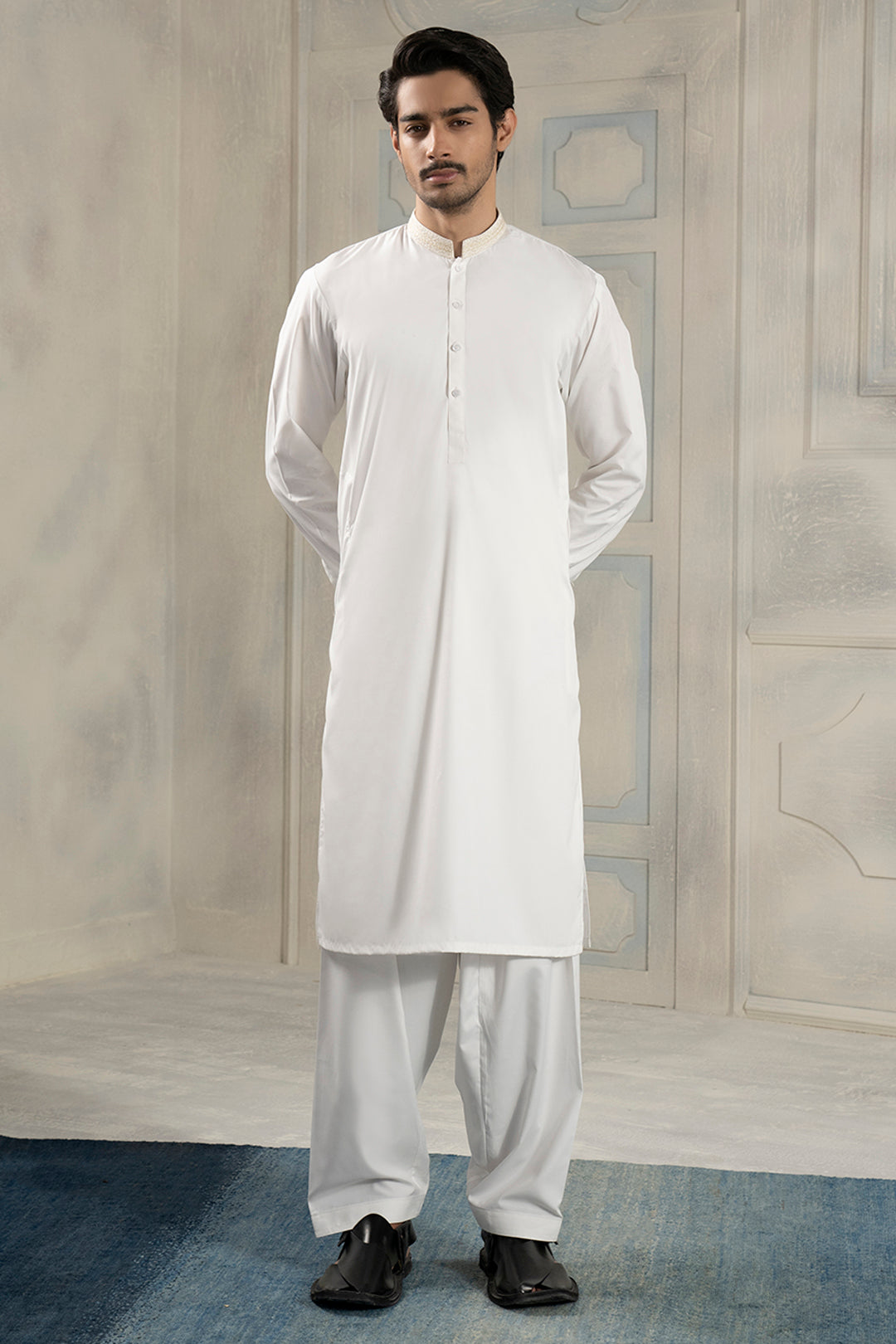White Textured-Collar Blended Fabric Shalwar Kameez (2-Piece) - Image 7