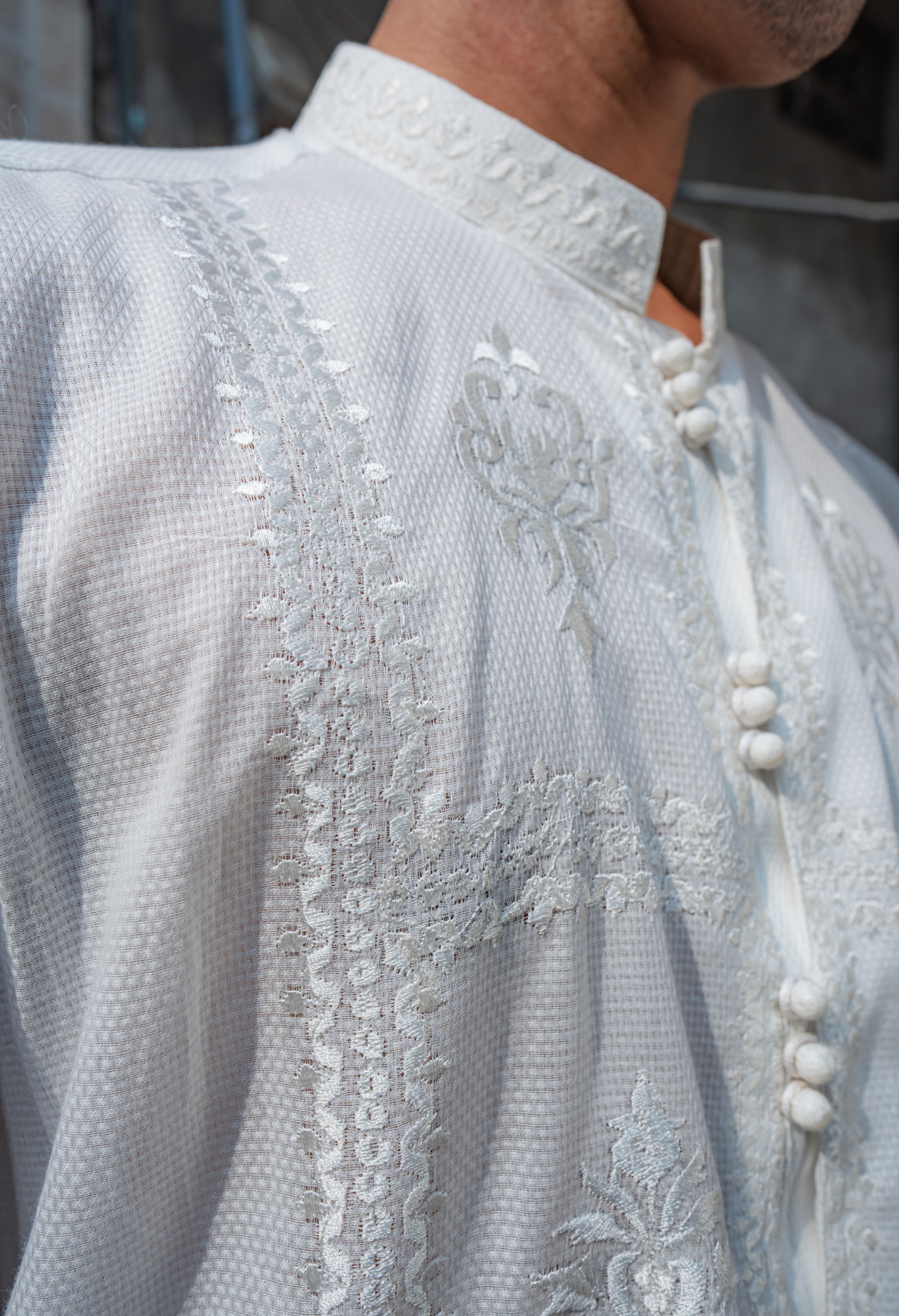 White Chikankari Cotton Kurta with Farshi Shalwar (2-Piece) - Image 3