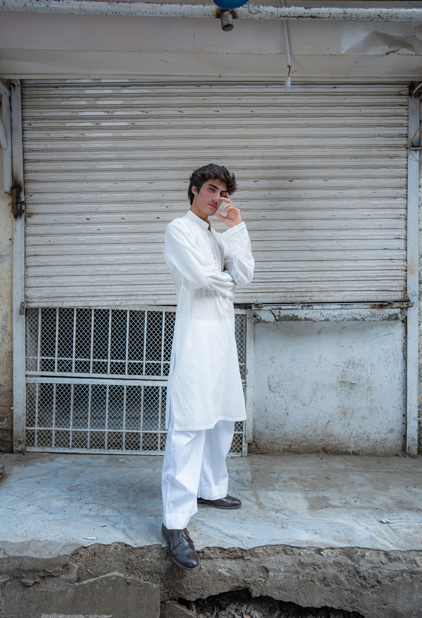 White Chikankari Cotton Kurta with Farshi Shalwar (2-Piece) - Image 8