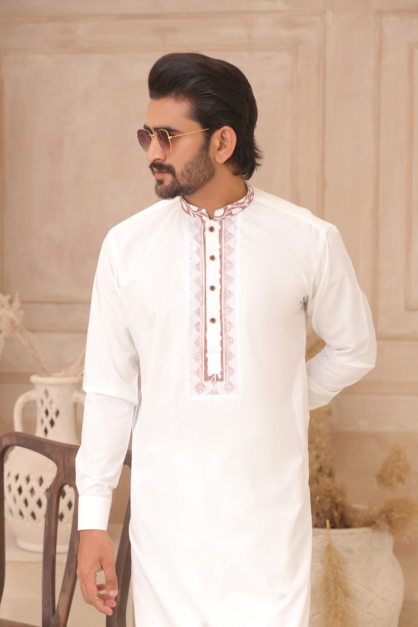 White Embroidered Cotton Shalwar Kameez (2-Piece) - Image 5