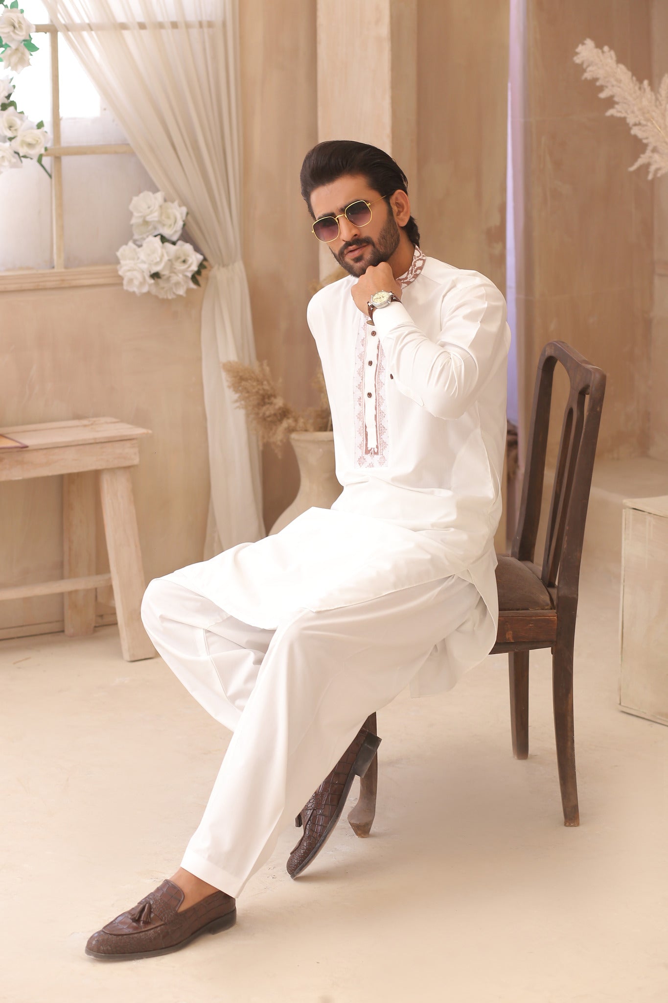 White Embroidered Cotton Shalwar Kameez (2-Piece) - Image 6