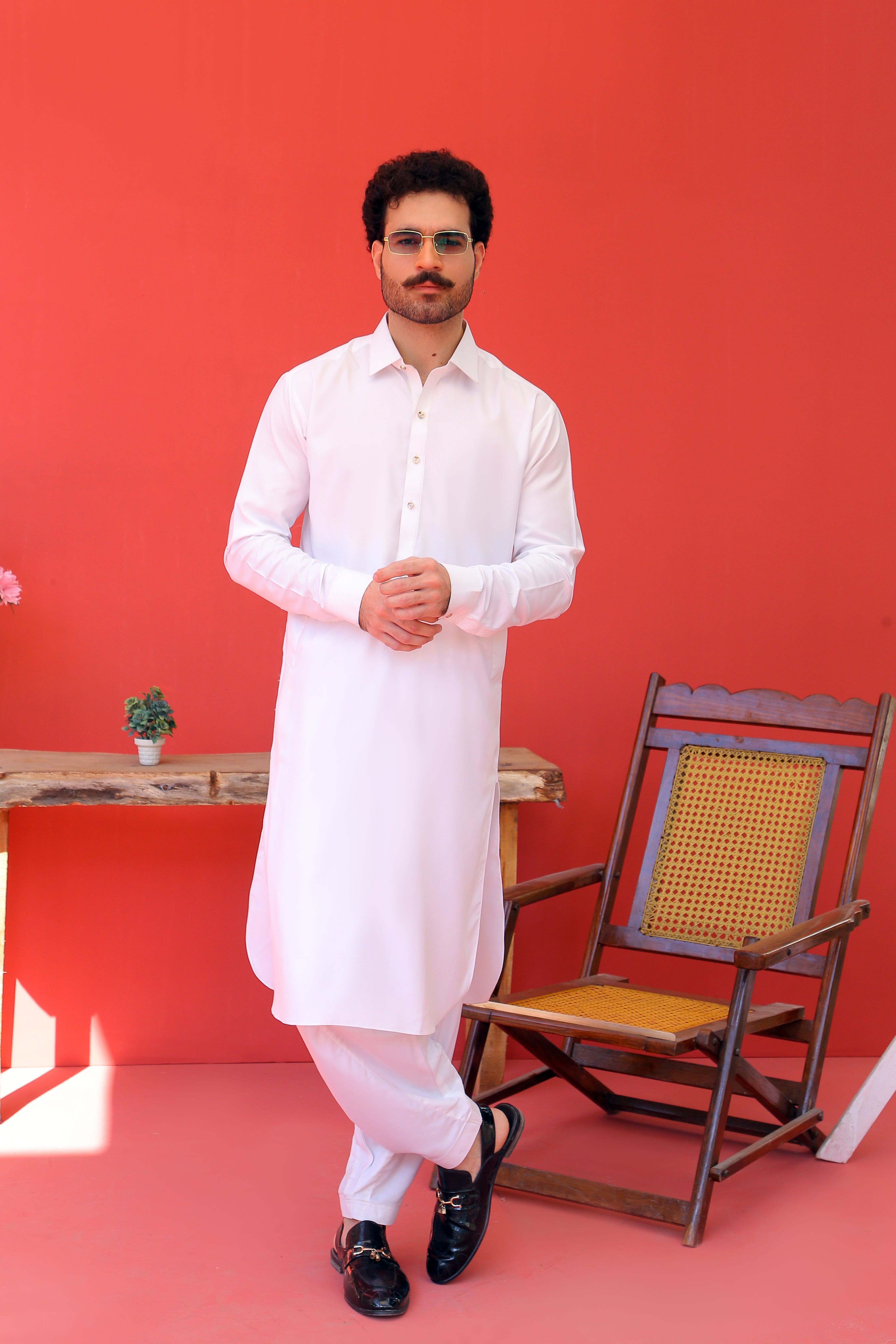 White Plain Cotton Shalwar Kameez (2-Piece) - Image 5