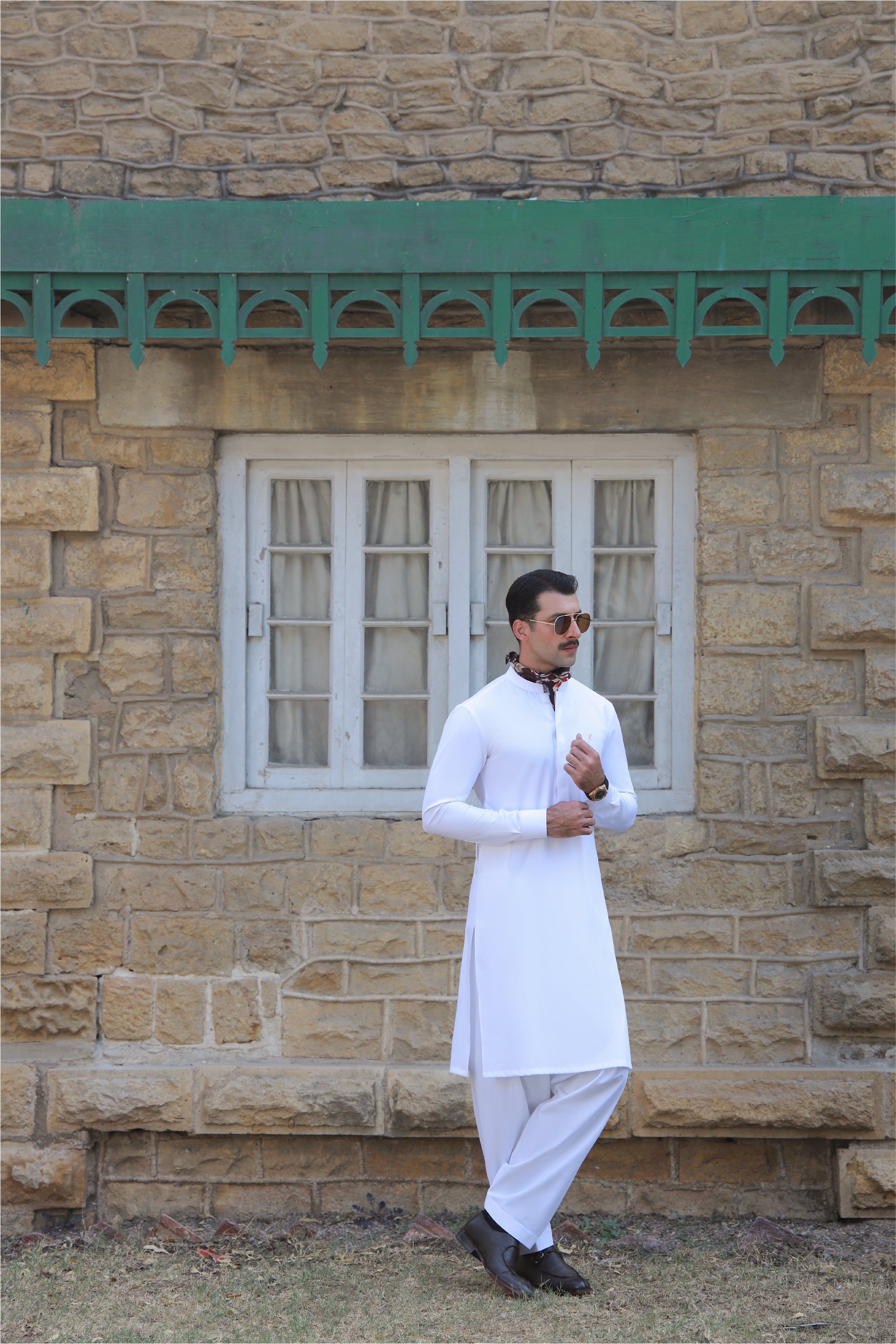White Minimal Embroidered Egyptian Cotton Shalwar Kameez (2-Piece) - Image 3