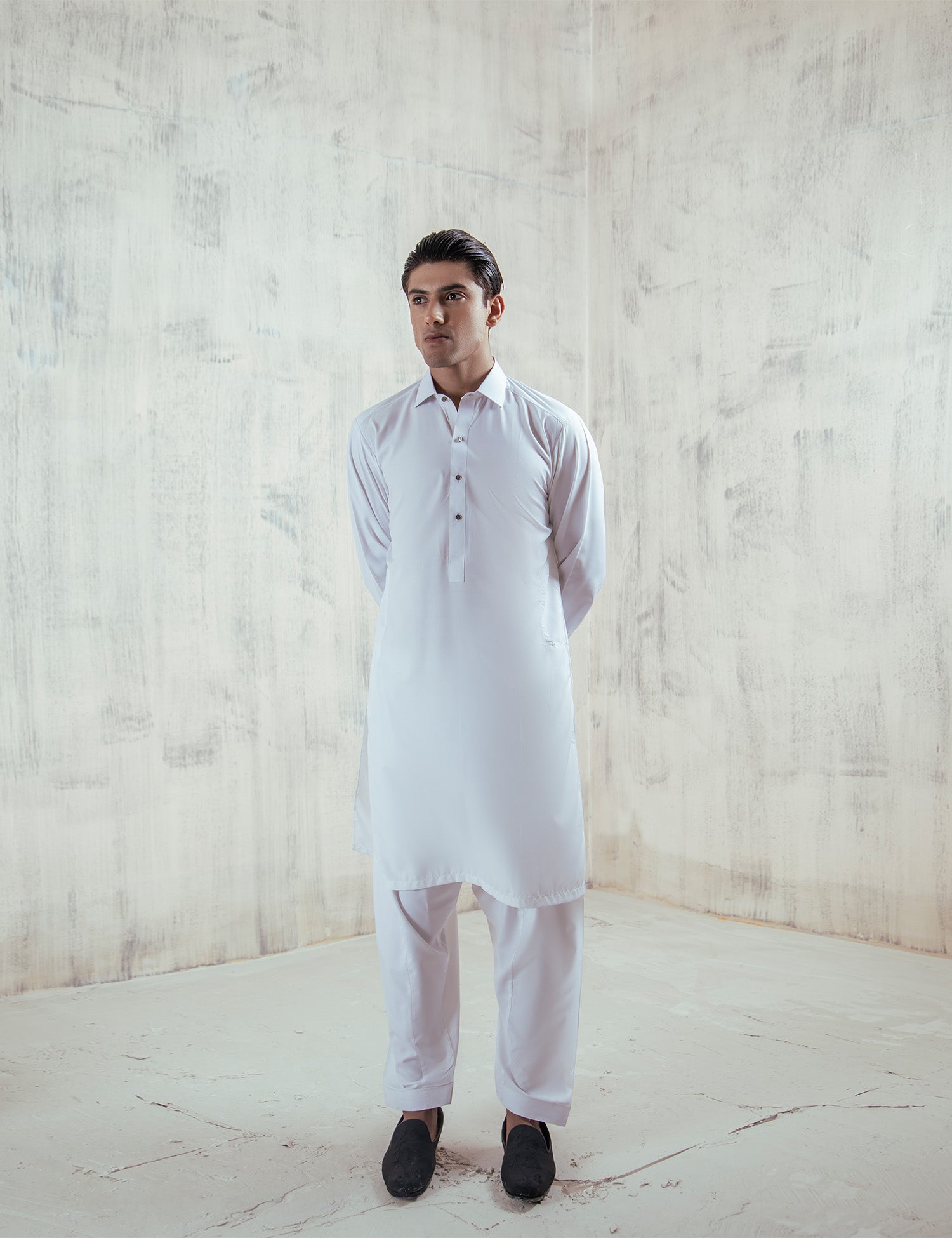 White Wash & Wear Shalwar Kameez (2-Piece) - Image 1