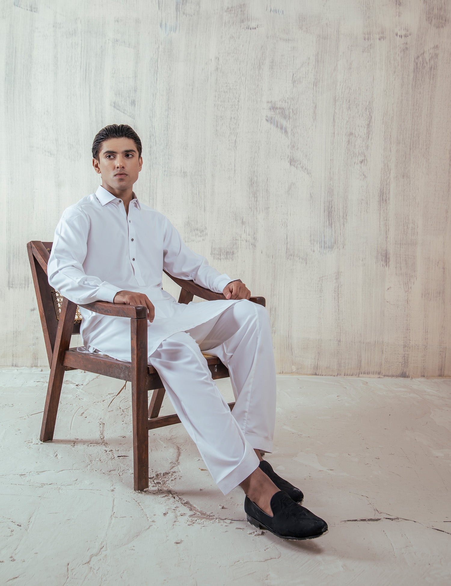 White Wash & Wear Shalwar Kameez (2-Piece) - Image 3