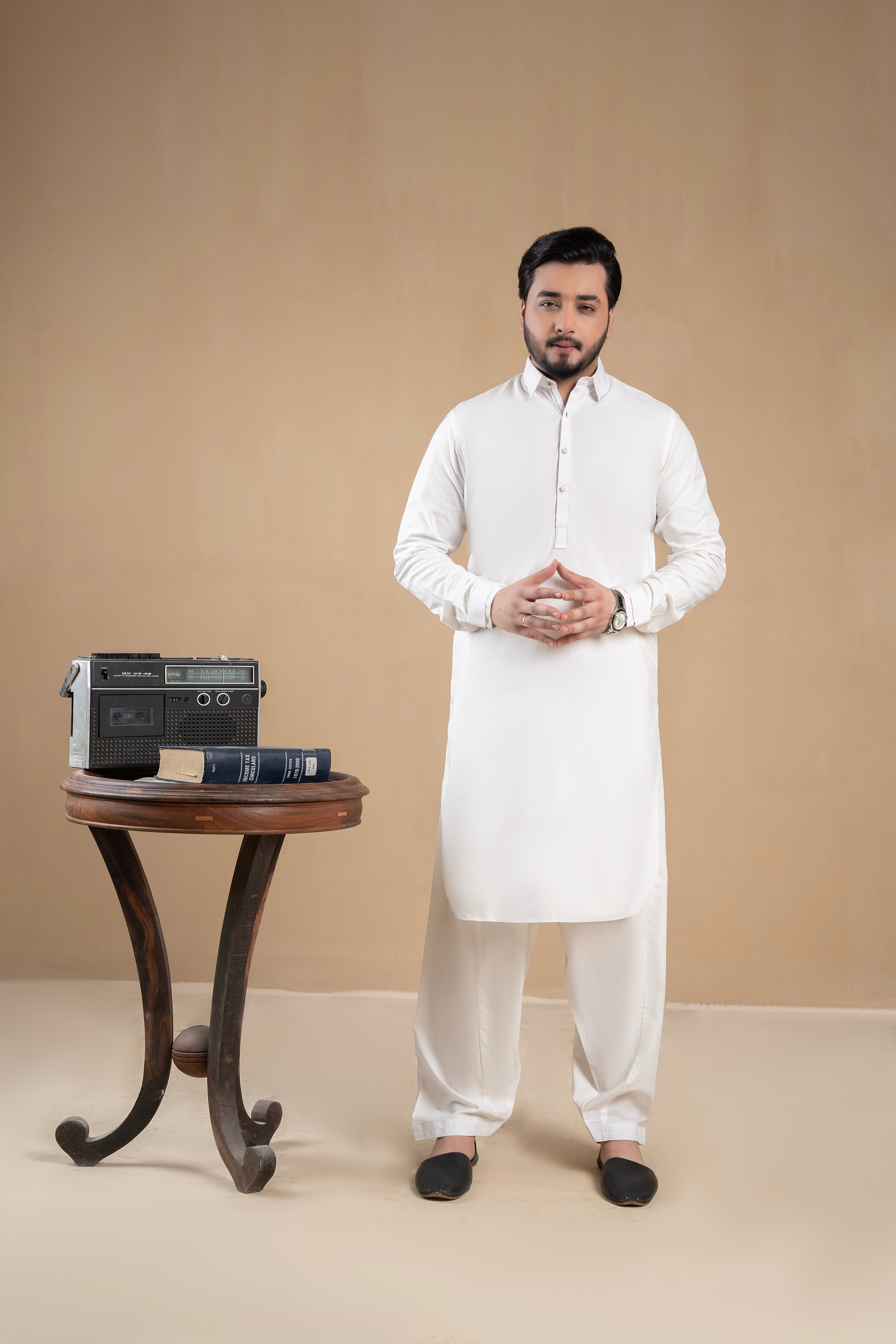 White Wash-&-Wear Shalwar Kameez (2-Piece) - Image 1