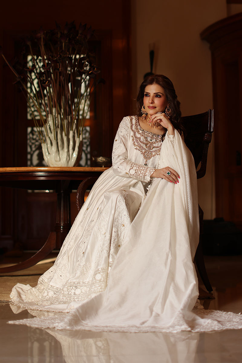 White Hand-Embellished Cotton Net Pishwas (3-Piece) - Image 5