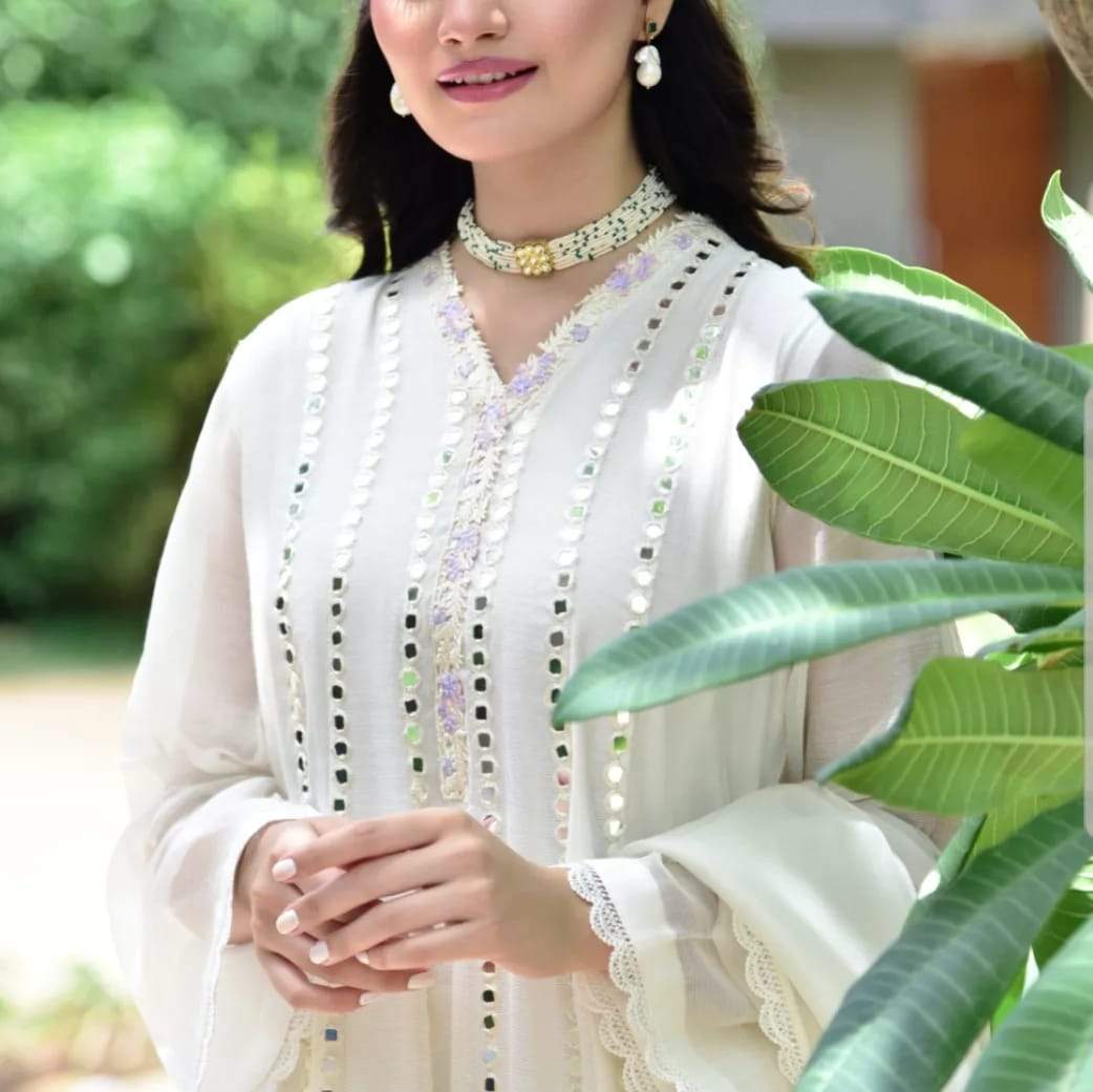 Pakistani Pearl White Sheesha Work Cotton Net Pishwas (3-Piece) - Image 3