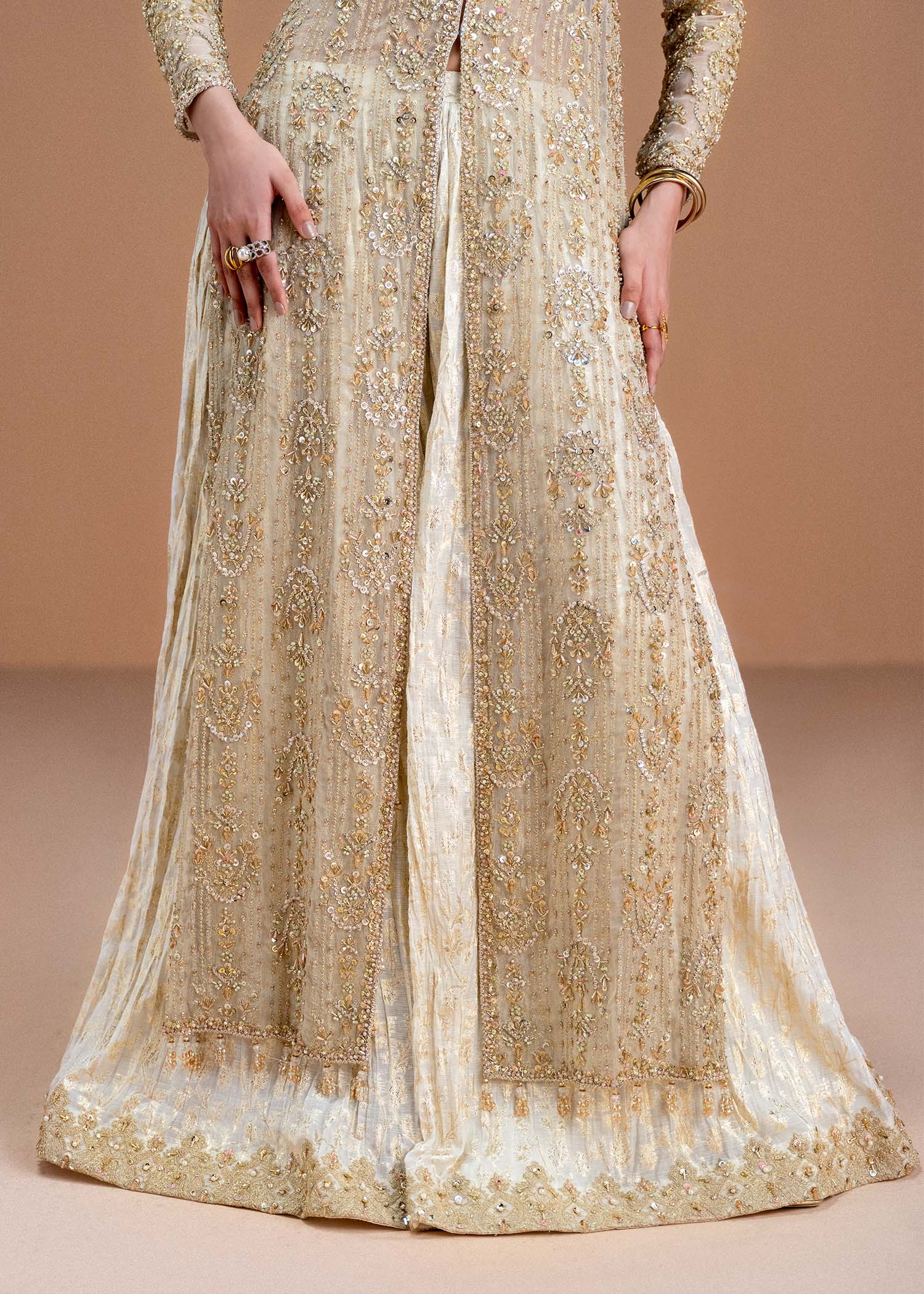 Pearl White Embellished Kathan Organza Pishwas (2-Piece) - Image 3