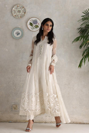 Pakistani White Embroidered Organza Kalidaar Pishwas (3-Piece) - Image 3