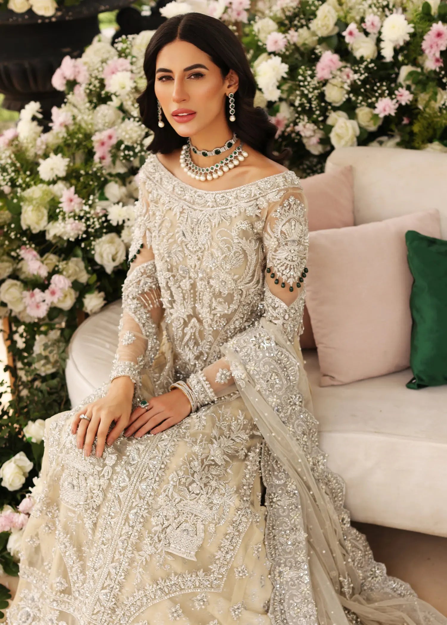 Pakistani White Embellished Net Pishwas Sharara (3-Piece) - Image 3