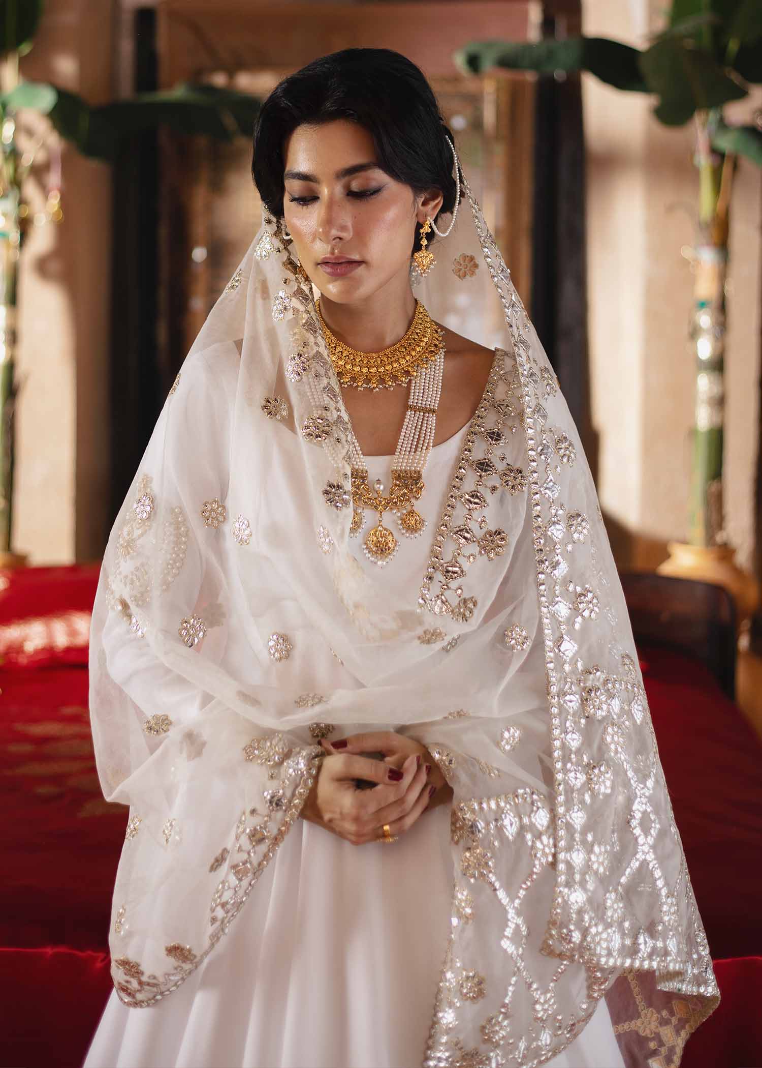 White Embroidered Silk Pishwas & Lehnga (3-Piece) - Image 3