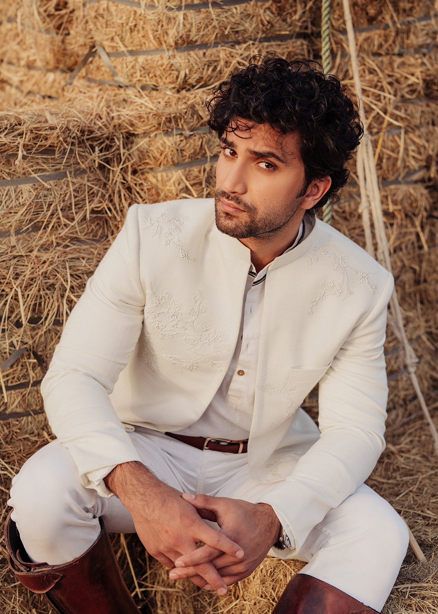 White Embroidered Slub Cotton Prince Coat (2-Piece) - Image 4