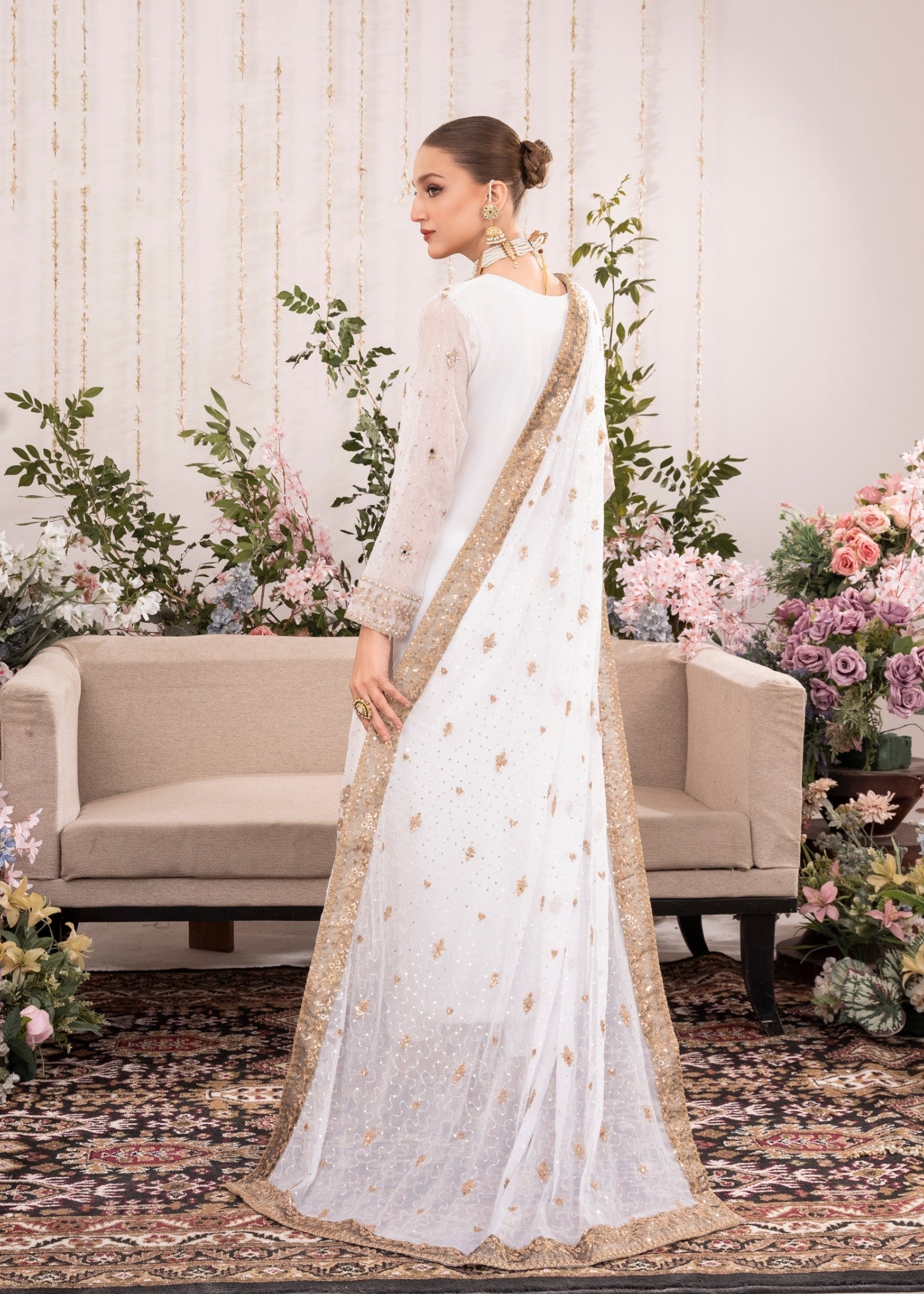 White Embroidered Chiffon Kurta Set (3-Piece) - Image 3