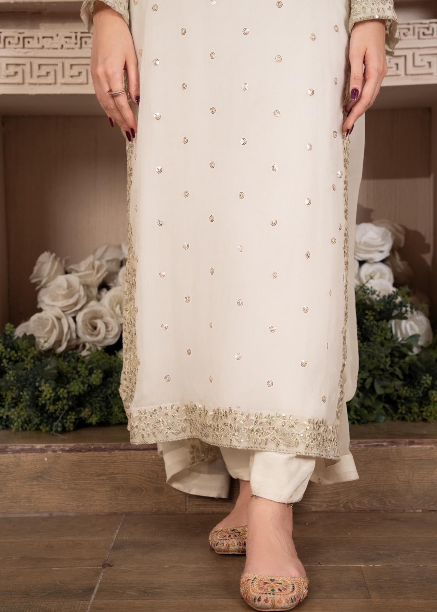 White Embroidered Chiffon Kurta Set (3-Piece) - Image 5