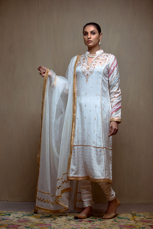 White Hand-Embellished Cotton Silk Salwar Kameez (3-Piece) - Image 3