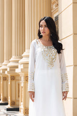 White Pani-Mirror Georgette Chiffon Salwar Kameez (3-Piece) - Image 5