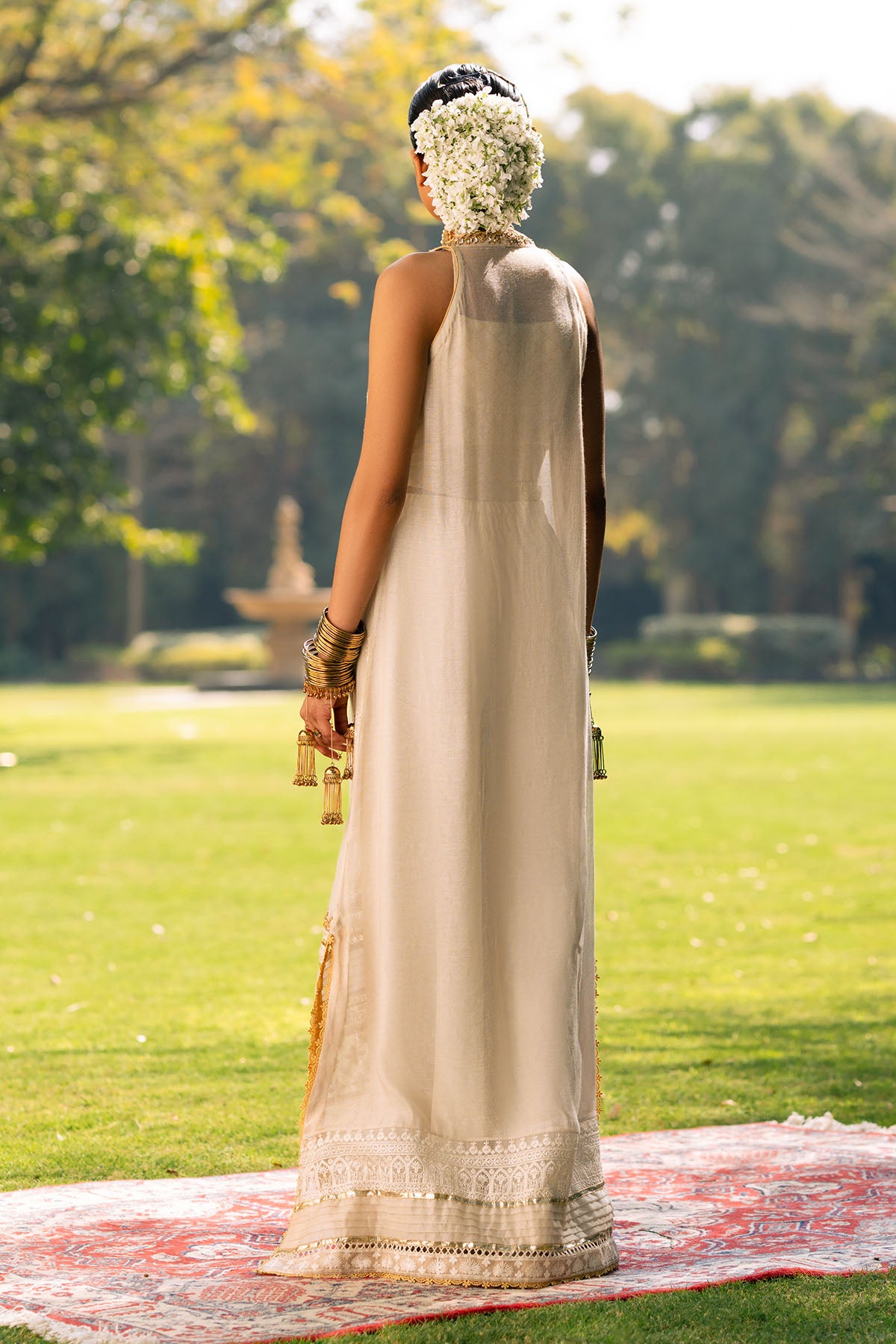 White Resham & Gota Khadi Net Salwar Kameez (2-Piece) - Image 4