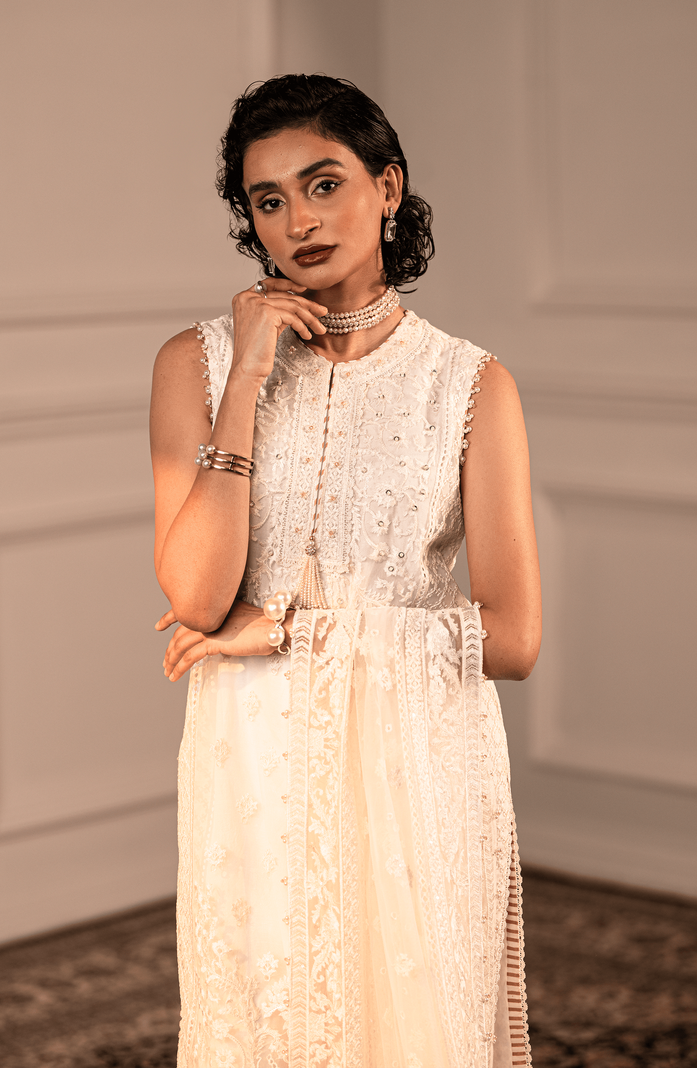 White Adda Work Net Kurta Set (3-Piece) - Image 7