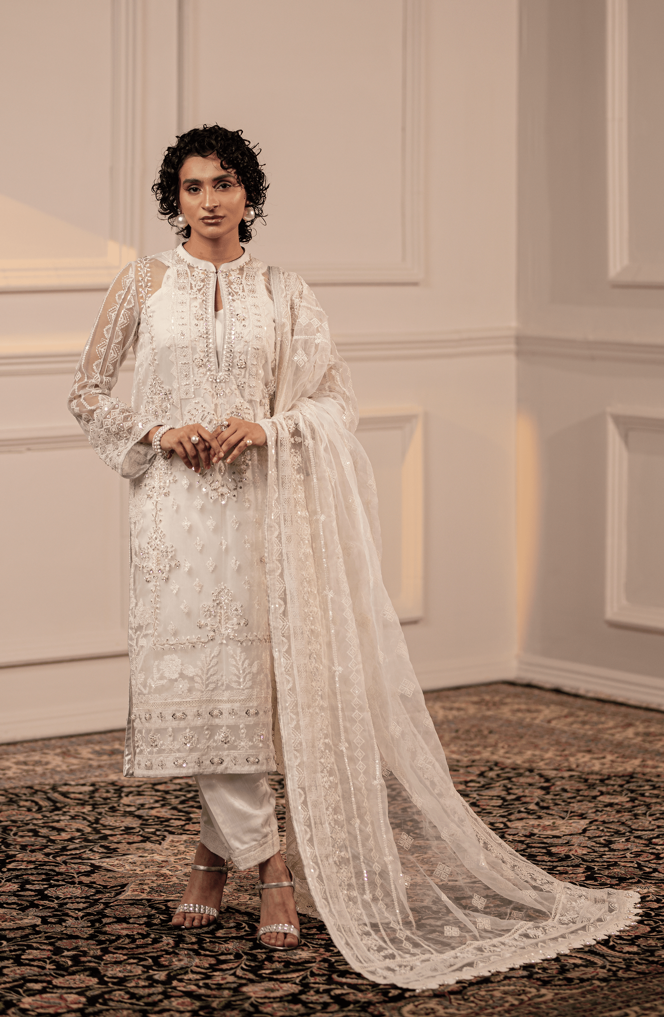 Pakistani White Embroidered Organza Kurta Set (3-Piece) - Image 2