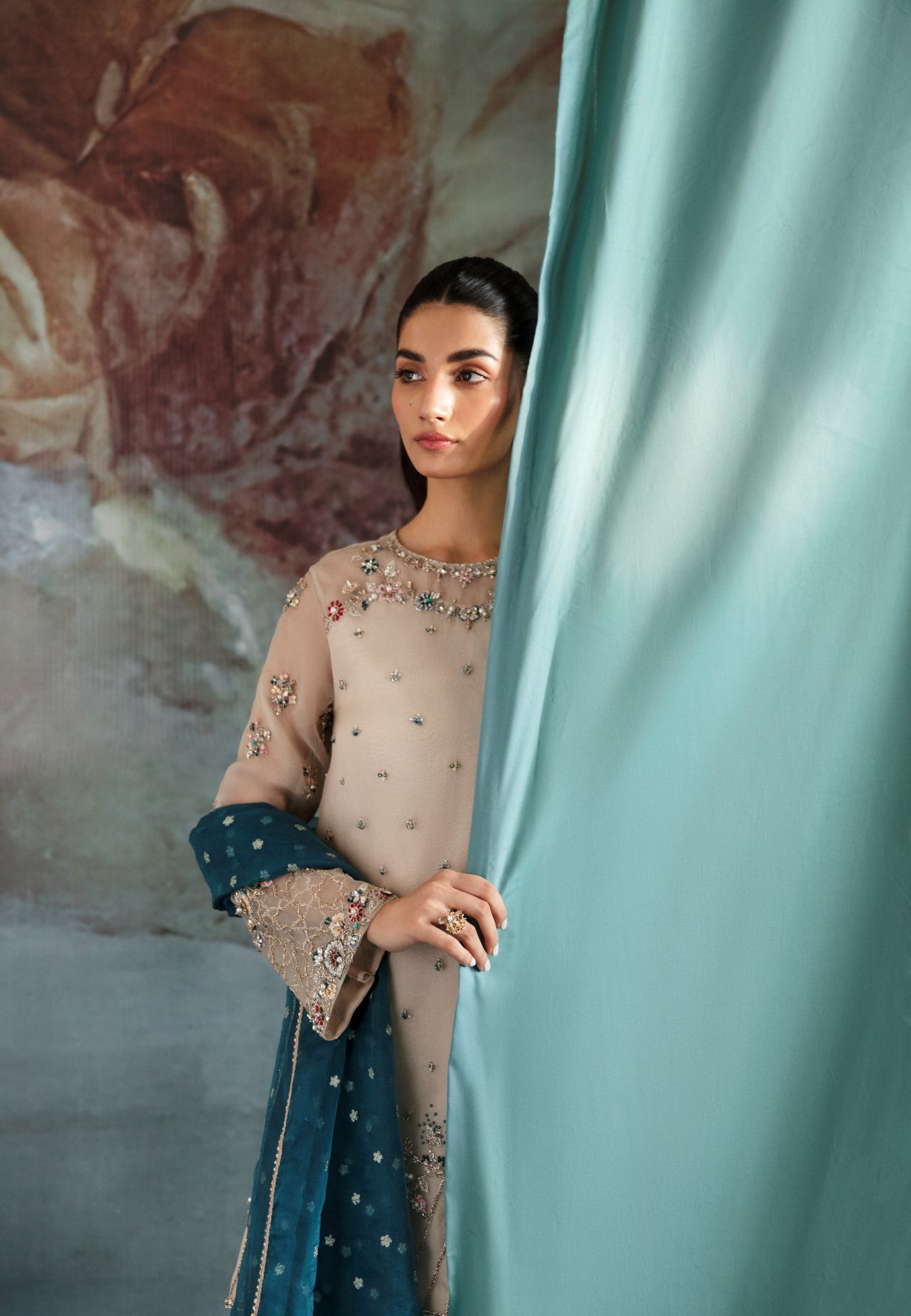 White Embellished Organza Salwar Kameez (3-Piece) - Image 5