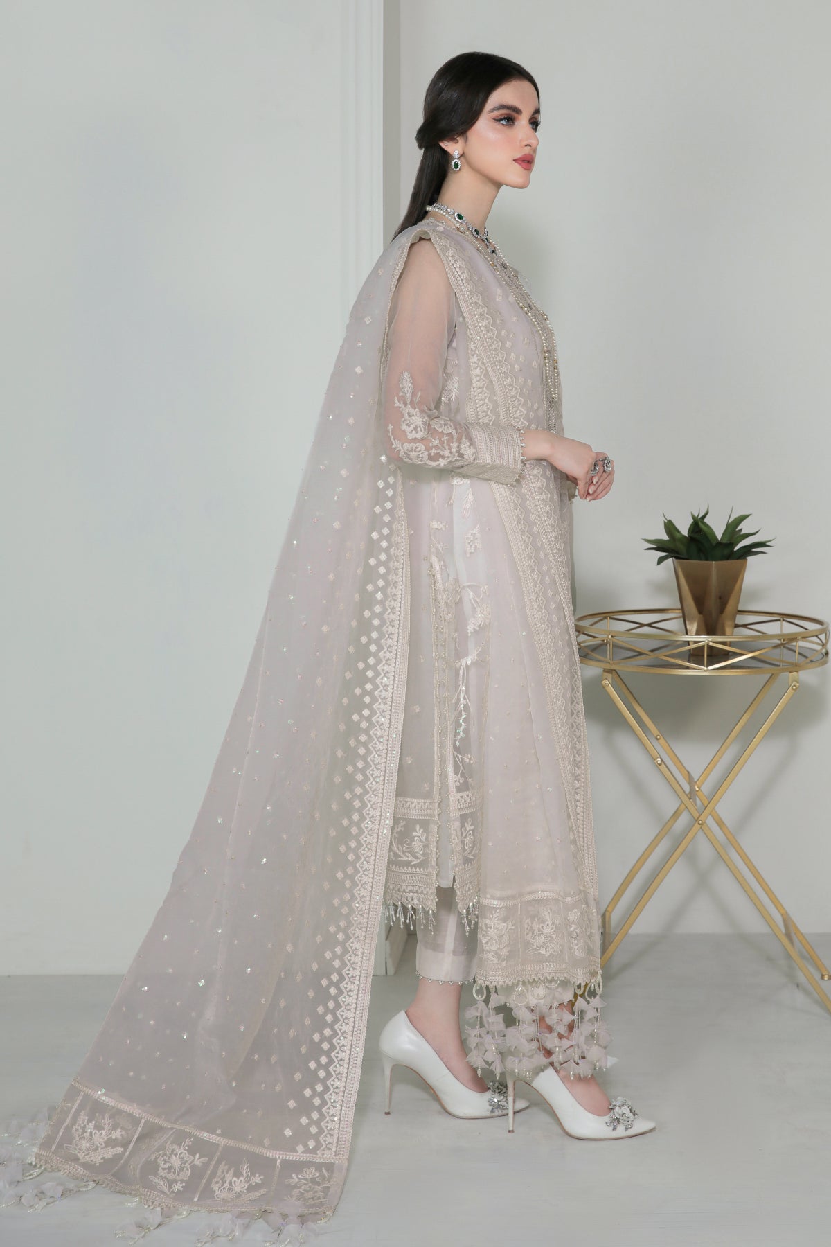 White Embroidered Organza Salwar Kameez (3-Piece) - Image 4