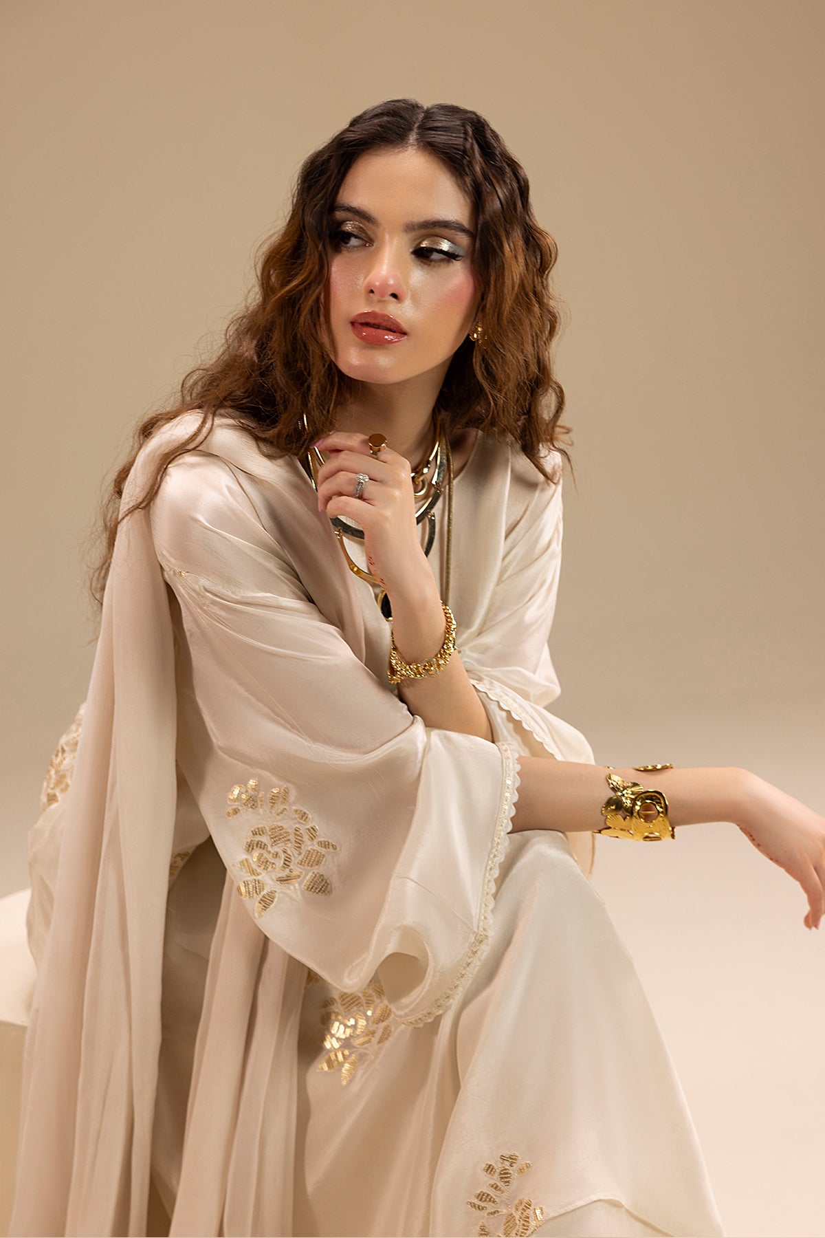 Pakistani Pearl White Embroidered Silk Salwar Kameez (3-Piece) - Image 4