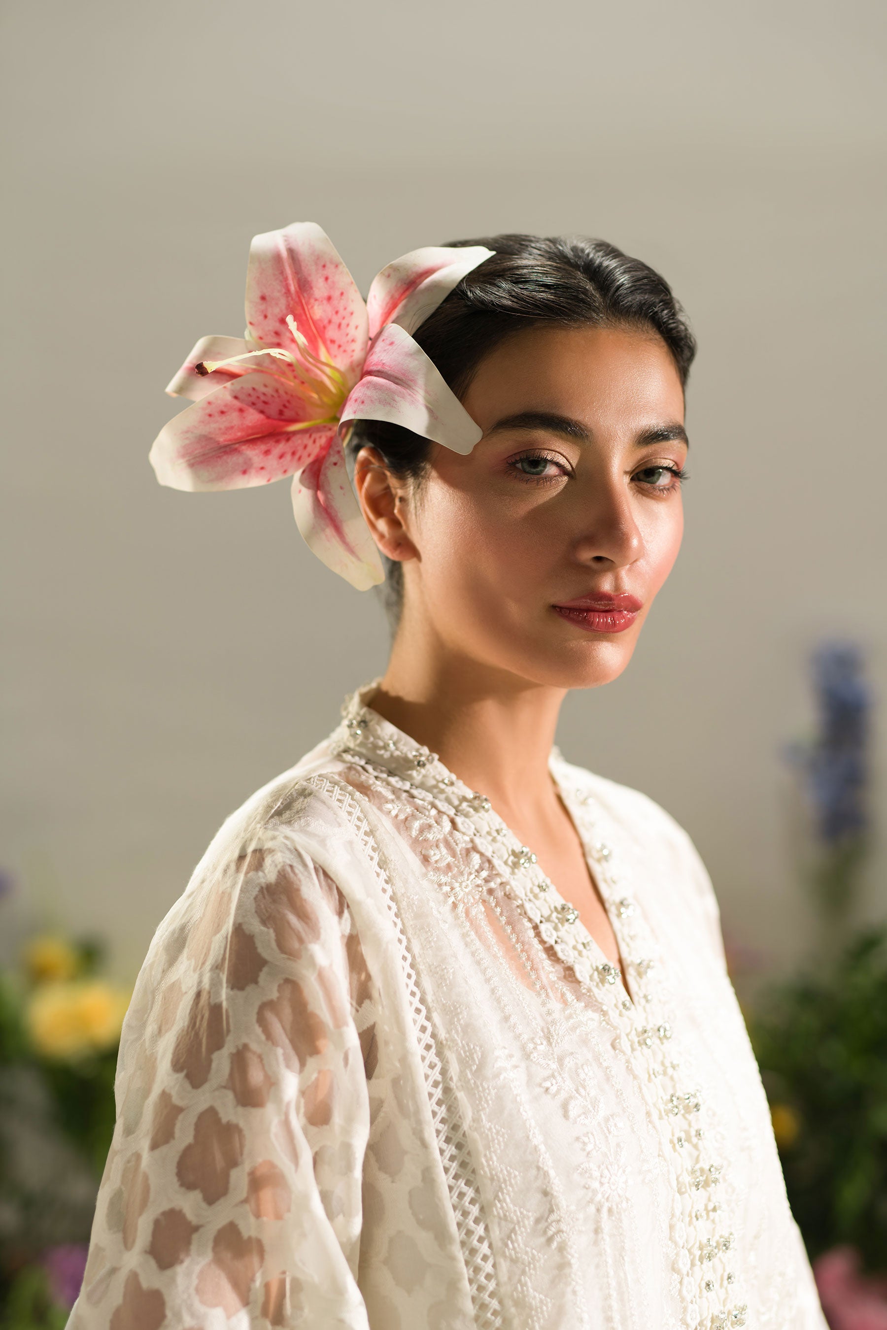 White Hand-Embellished Self-Organza Salwar Kameez (4-Piece) - Image 3