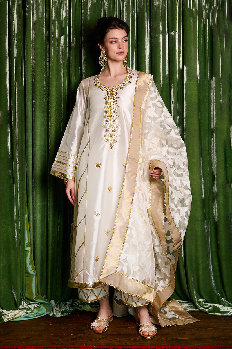 White Gold Embroidered Sheesha Silk Kurta Set (3-Piece) - Image 1