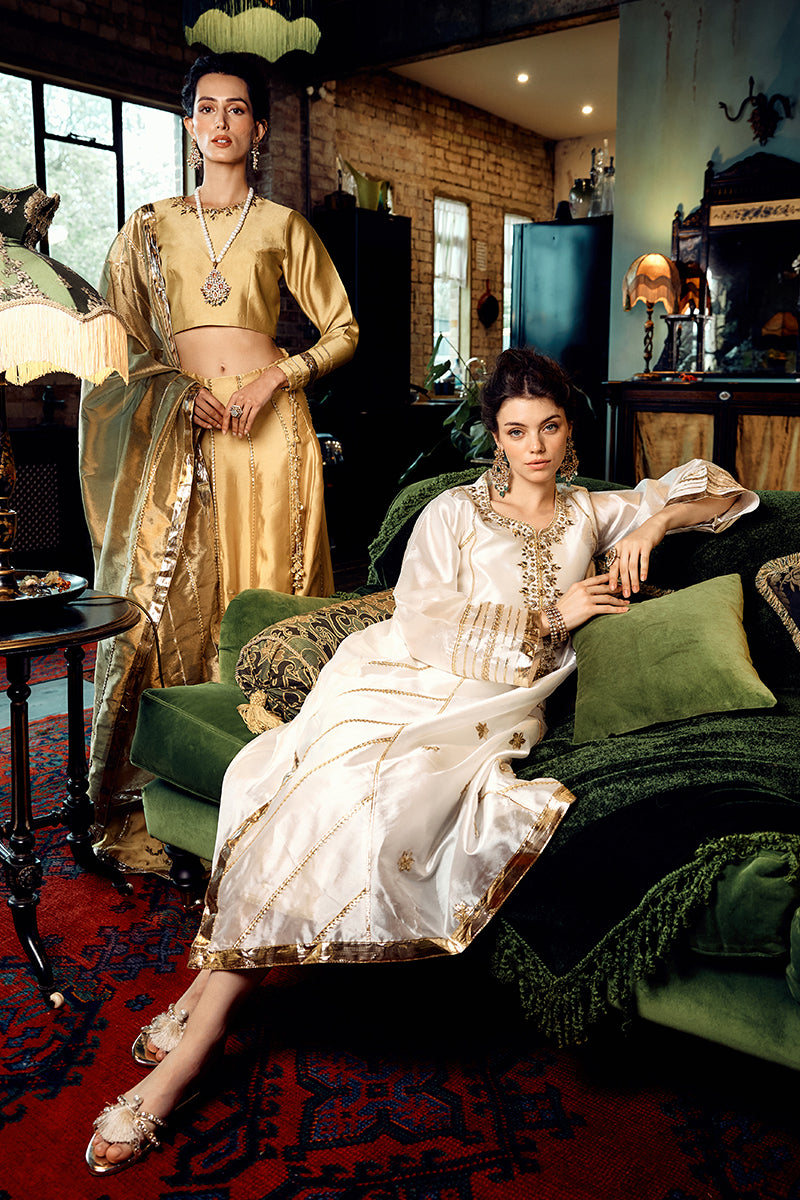 White Gold Embroidered Sheesha Silk Kurta Set (3-Piece) - Image 8