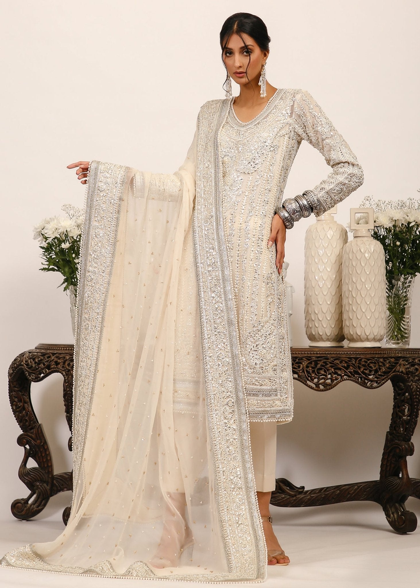 Pakistani White Gota Embroidered Zari Net Kurta Set (3-Piece) - Image 3