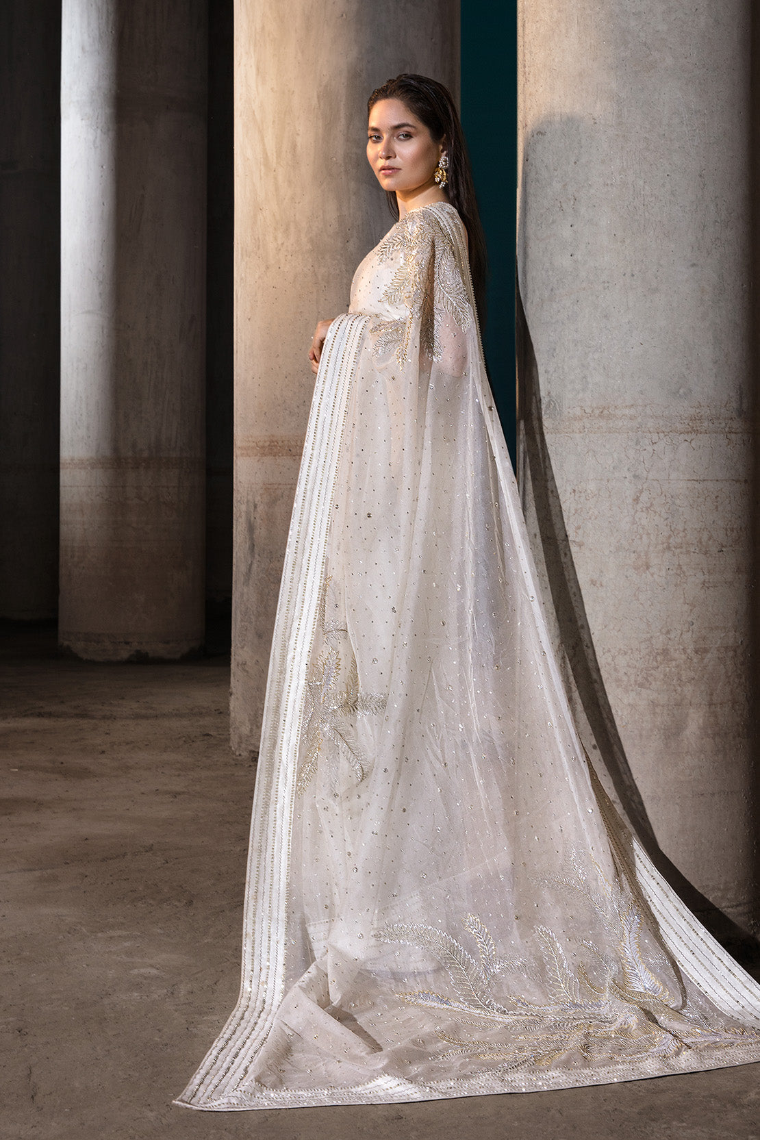 Indian White Cut Dana Stonework Organza Saree (2-Piece) - Image 3