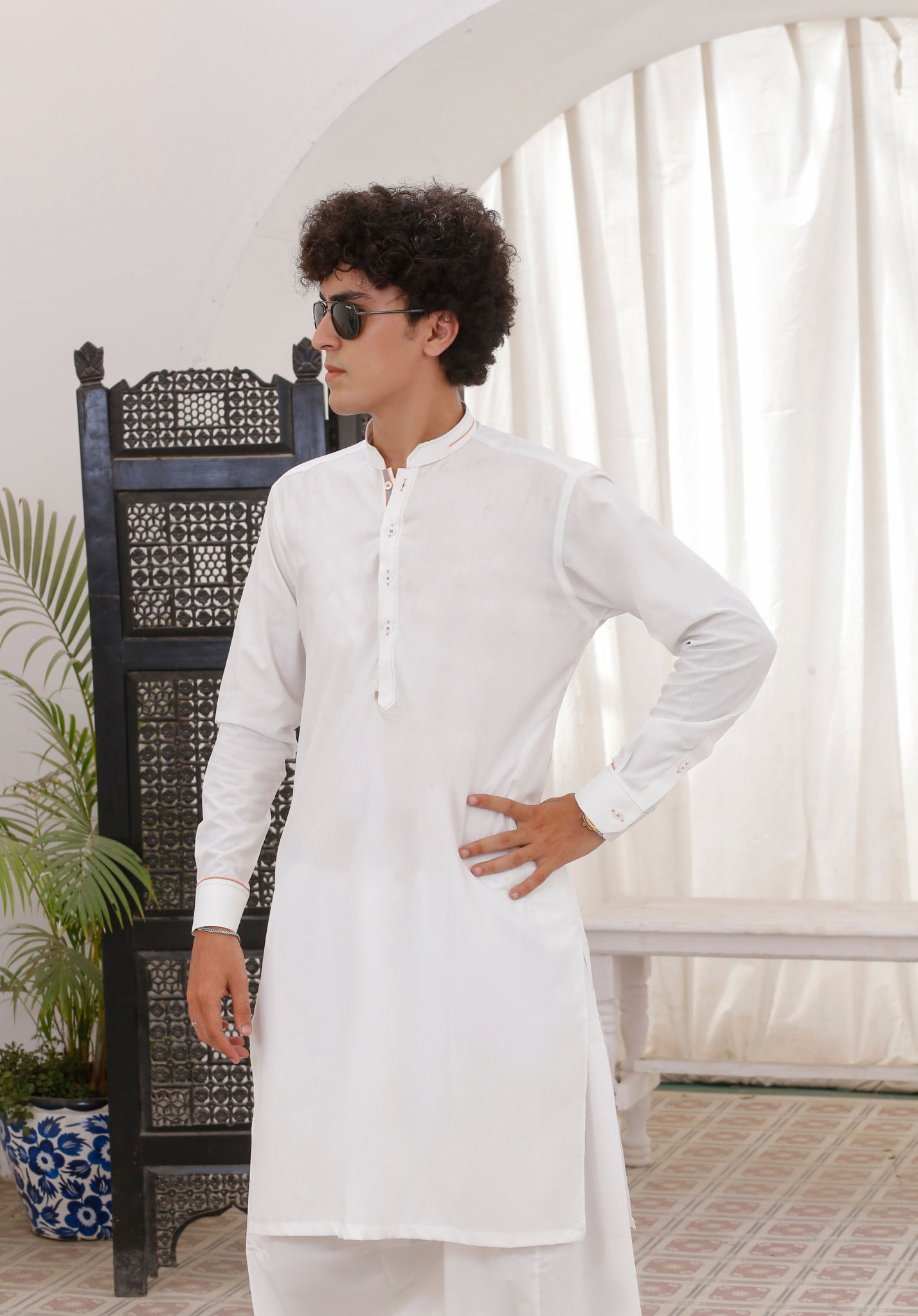 White Contrast Stitch Cotton Shalwar Kameez (2-Piece) - Image 5