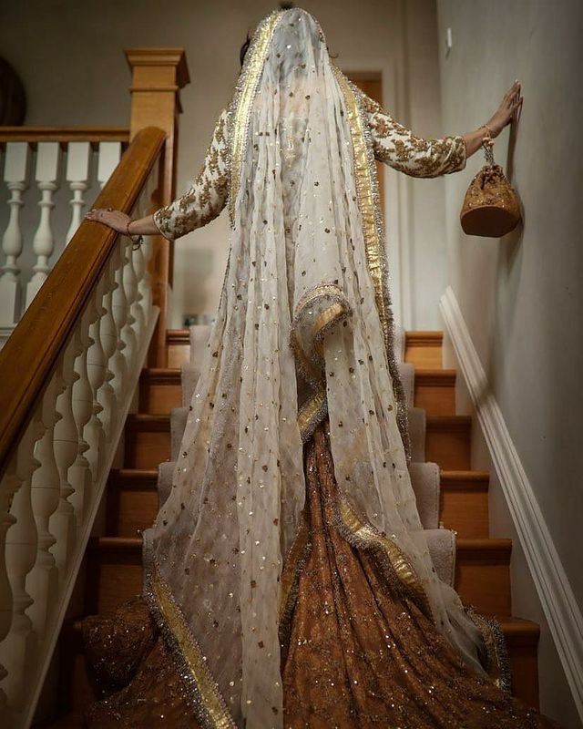 Pakistani White Gold Embroidered Chiffon Sharara (3-Piece) - Image 3