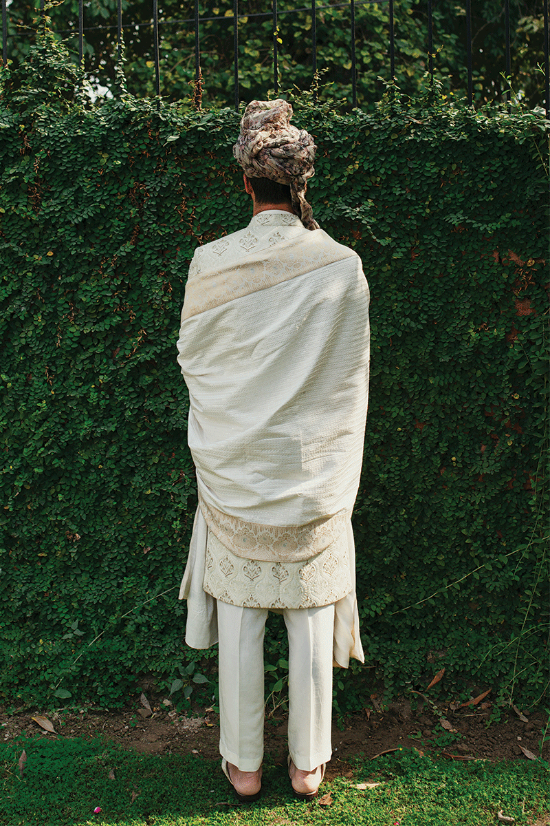 Pearl White Embroidered Jacquard Groom Sherwani (3-Piece) - Image 4